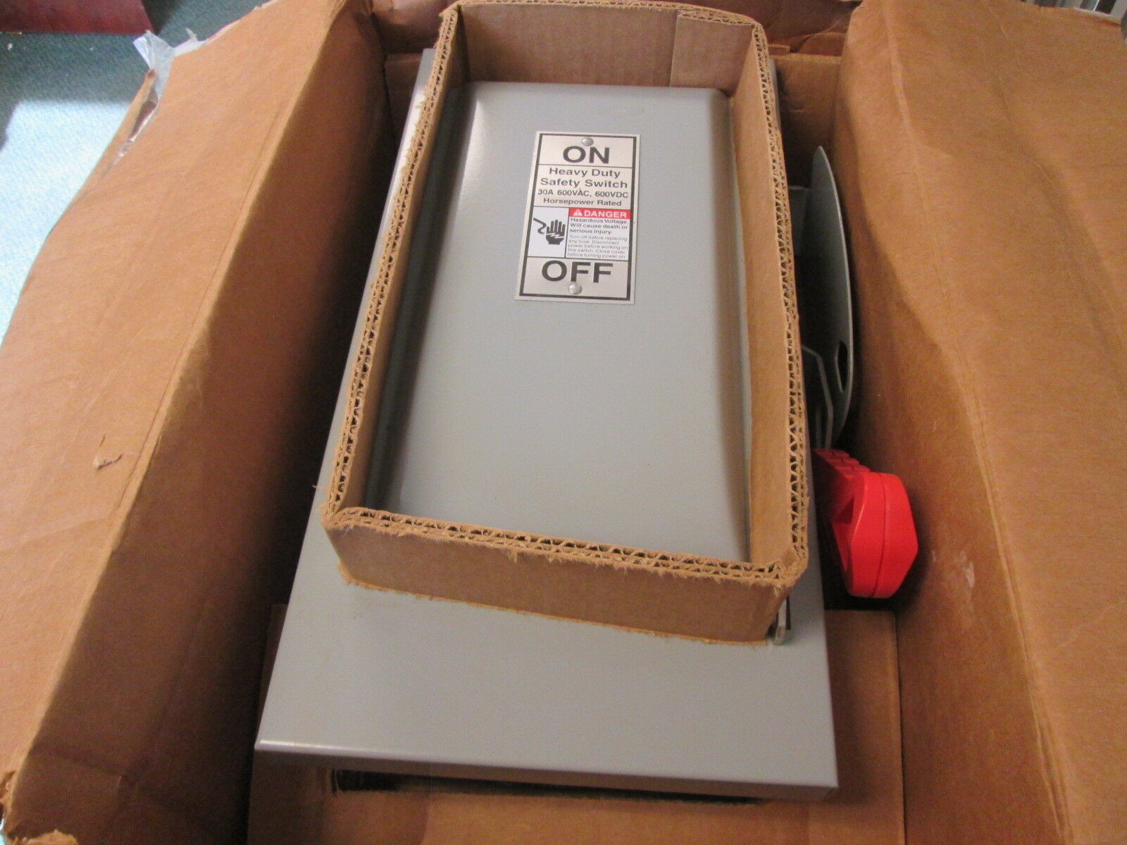 Siemens Fusible Safety Switch / Disconnect HF261 30A 600V 2P New Surplus