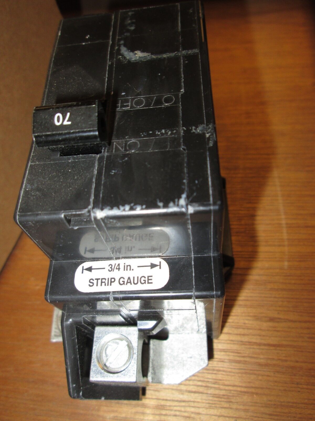 Square D Circuit Breaker QOM70VH 70A 2P 120/240V 22000 AIR New Surplus