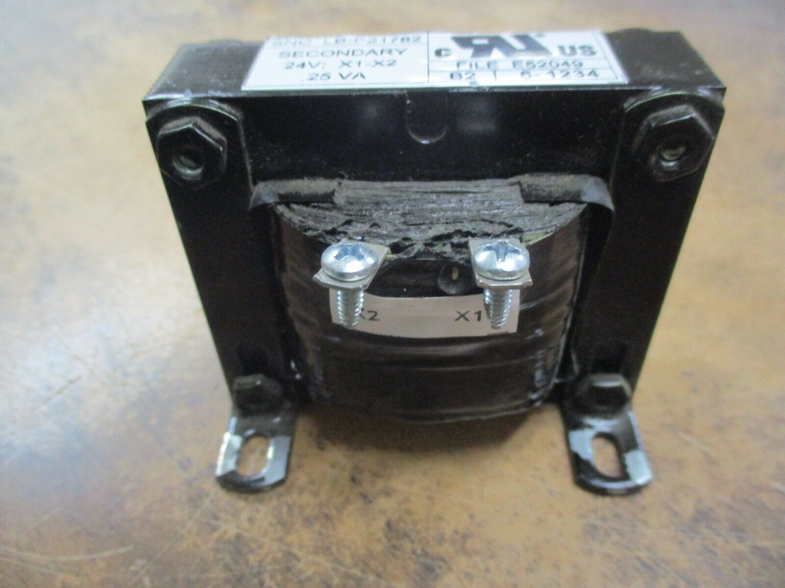 SNC Transformer LB-P21782 25VA Pri: 230/480V Sec: 24V 50/60Hz Used