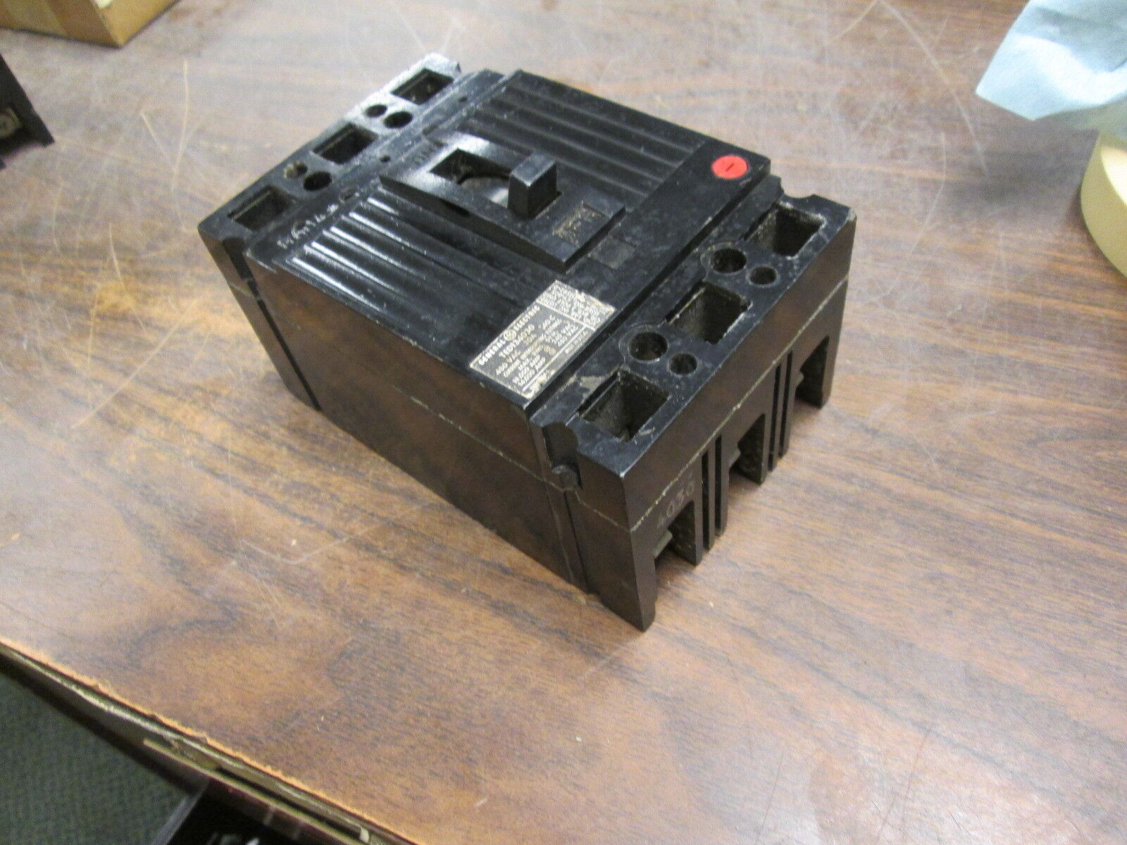 GE Circuit Breaker TED134030 480V 30A 3P Used