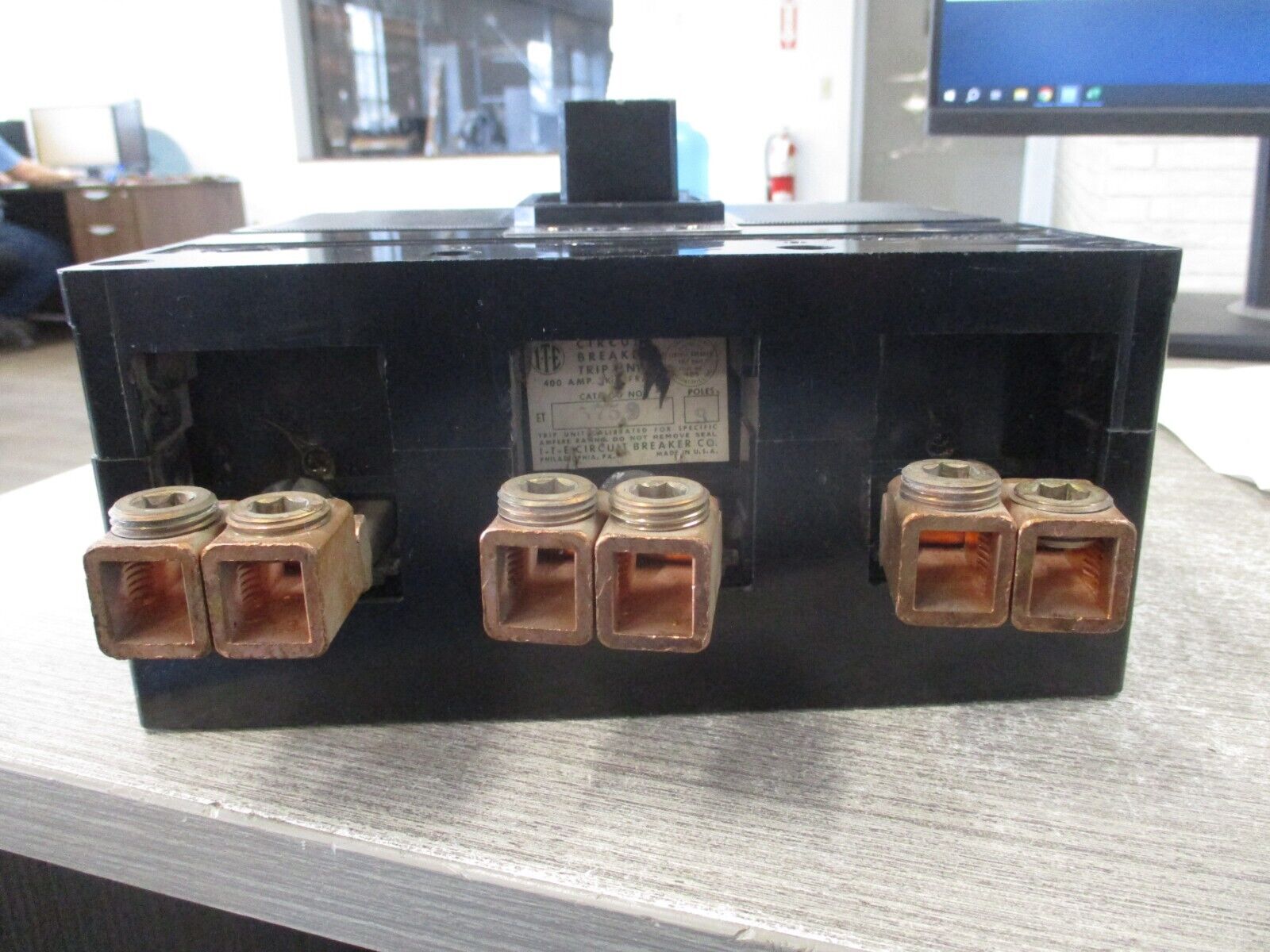 ITE Circuit Breaker JKL2B400 400A 600V 3P Used