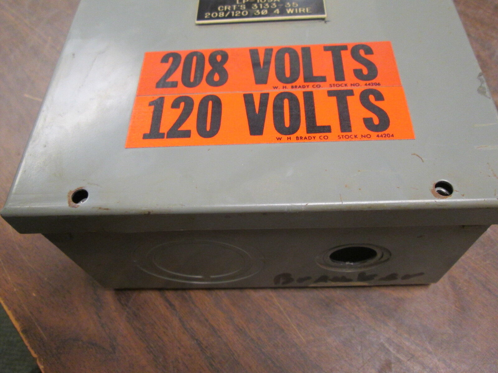 Westinghouse Enclosed Circuit Breaker SFB/FD3015 15A 600V 3P Used