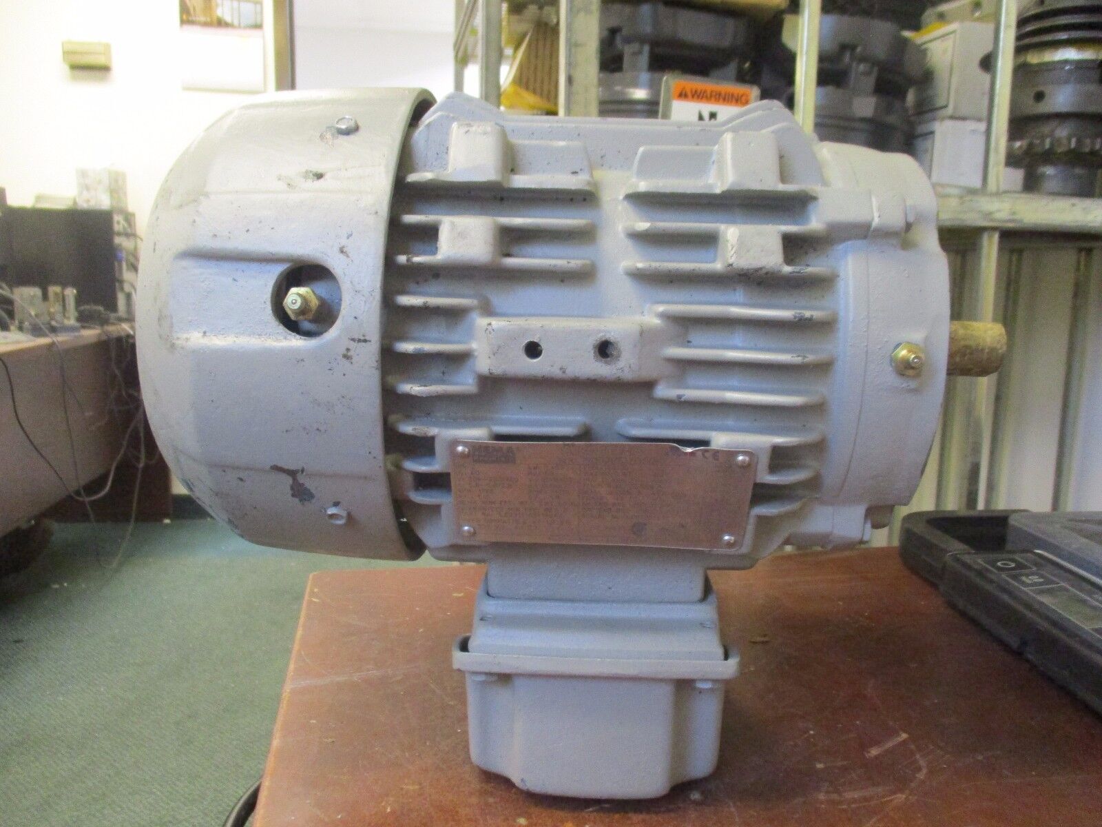 Siemens A-C Motor 1LE23111AB414GA3 2HP 1765RPM 208-230/460V 5.8-5.6/2.8A Used