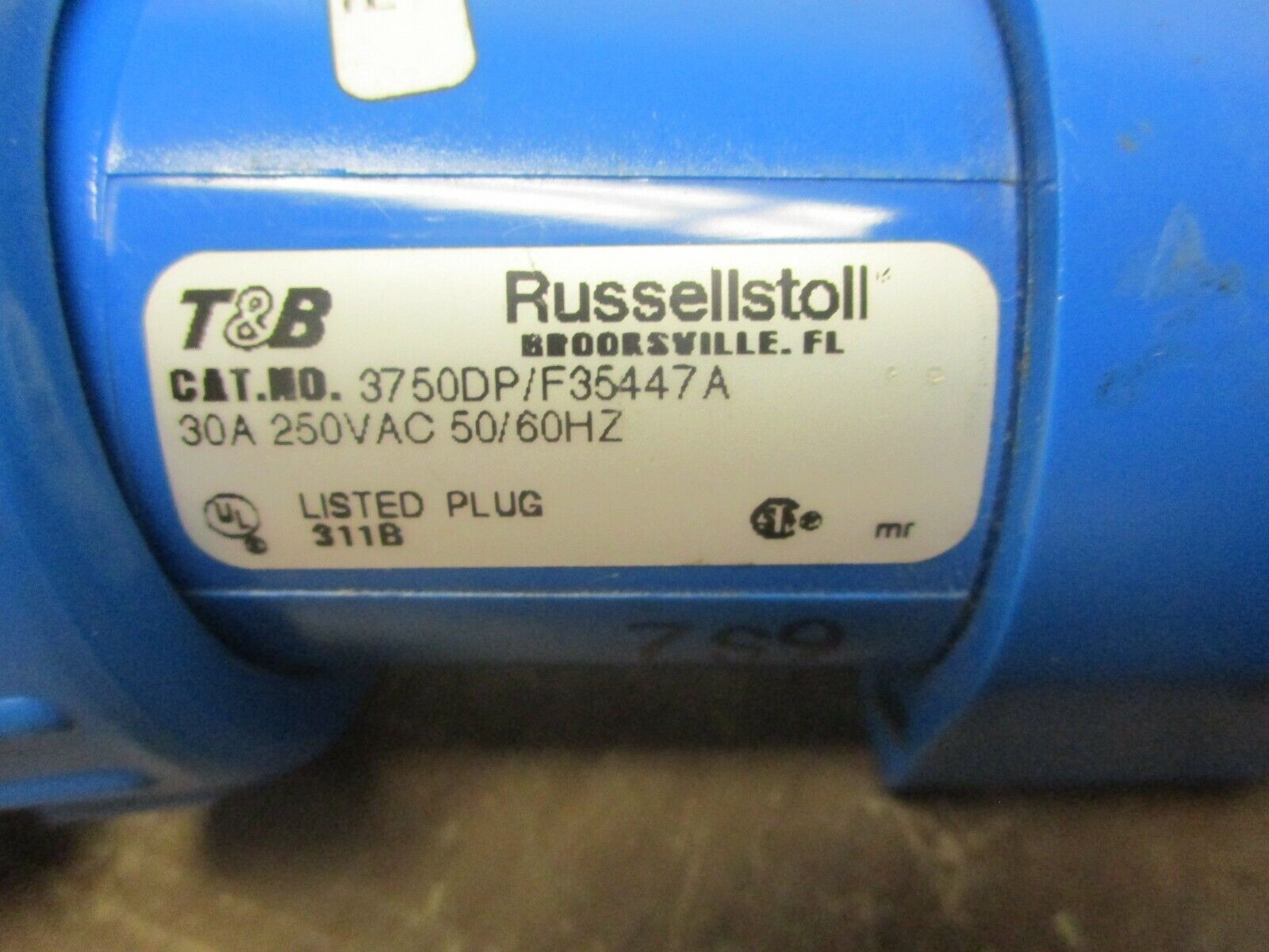 Thomas & Betts Russellstoll Plug 3750DP/F35447A 30A 600V 50/60Hz Used