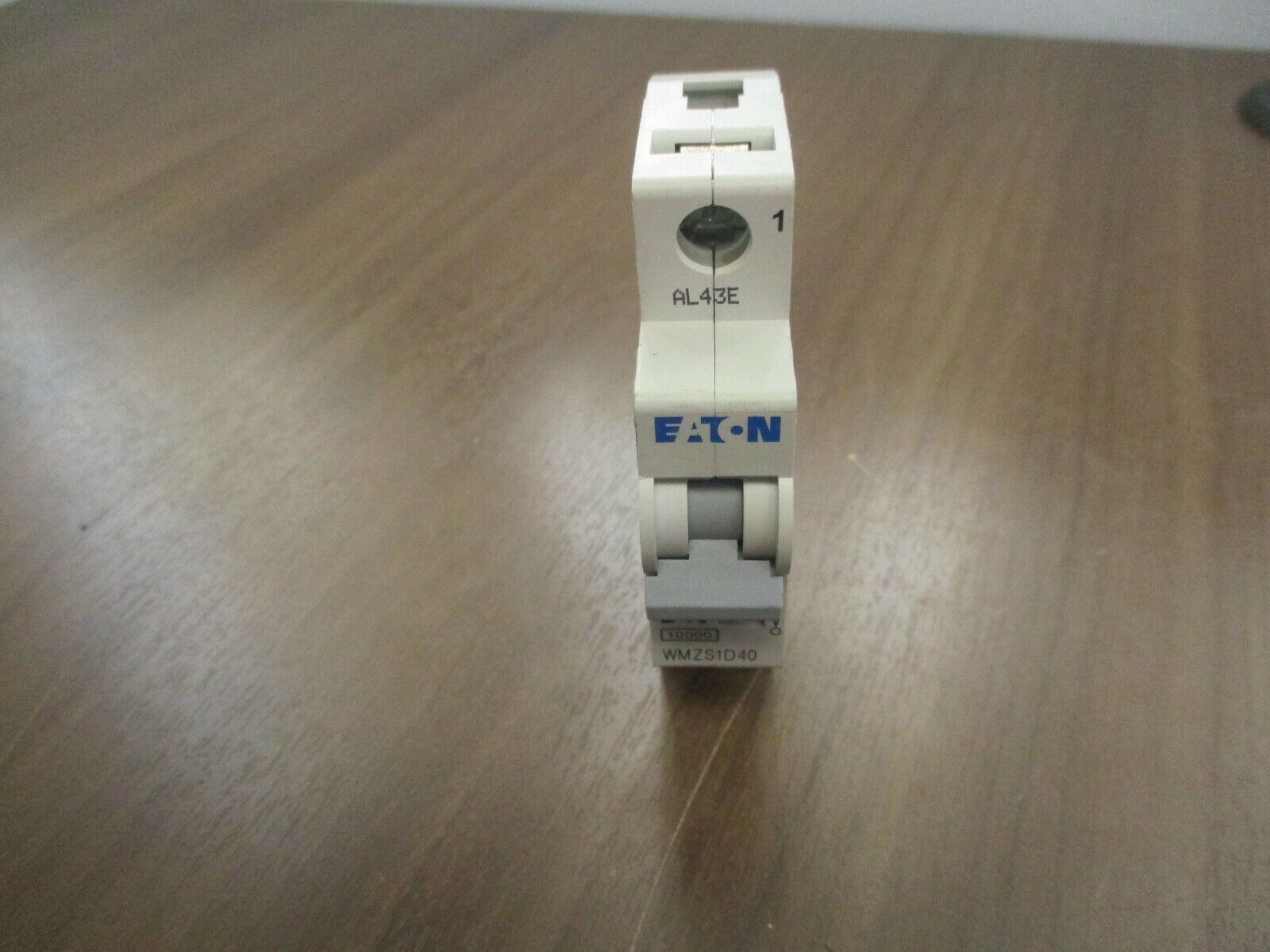 Eaton Miniature Circuit Breaker WMZS1D40 40A 277V 1P New Takeout