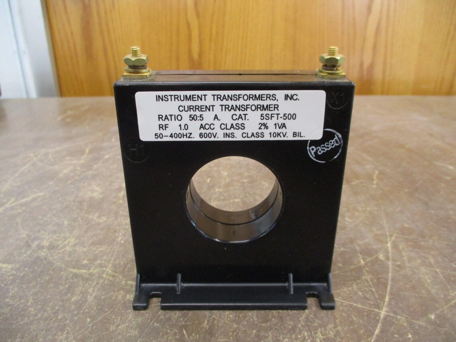 Instrument Transformers Current Transformer 5SFT-500 Ratio 50:5A 600V 50-400Hz