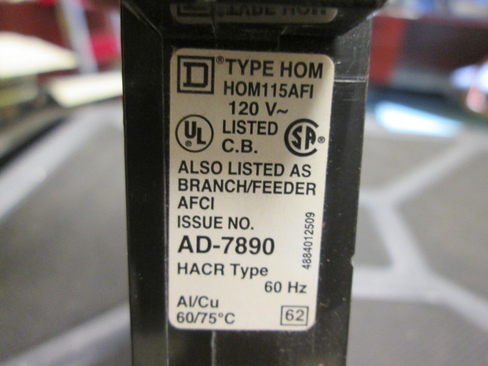 Square D Home Line Circuit Breaker HOM115AFI 15A 120V 1 Pole Used