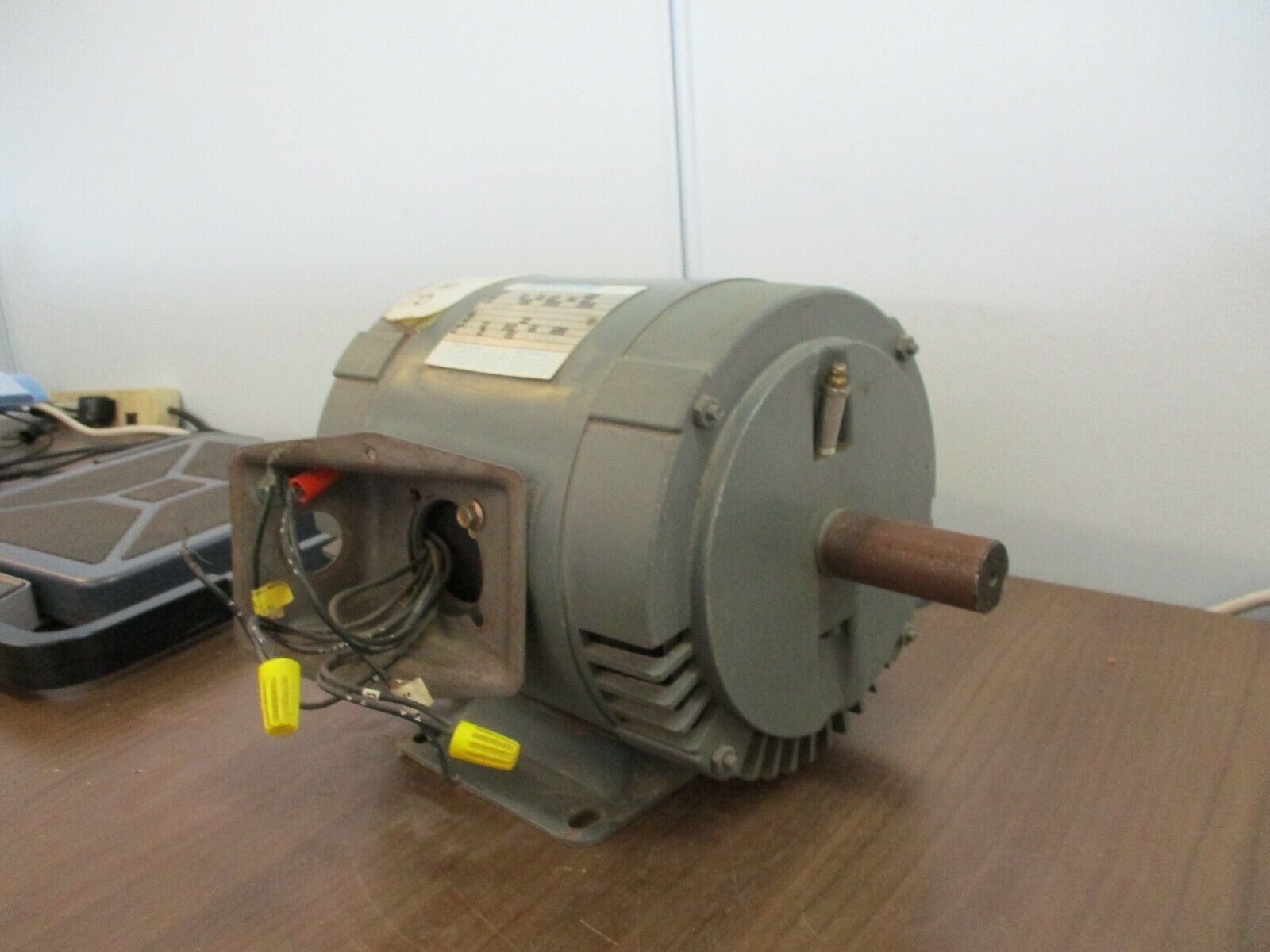 Marathon Electric AC Motor TVK182TTDR7026DFL 3HP 1800RPM 460V 9.4A 3Ph 60Hz Used