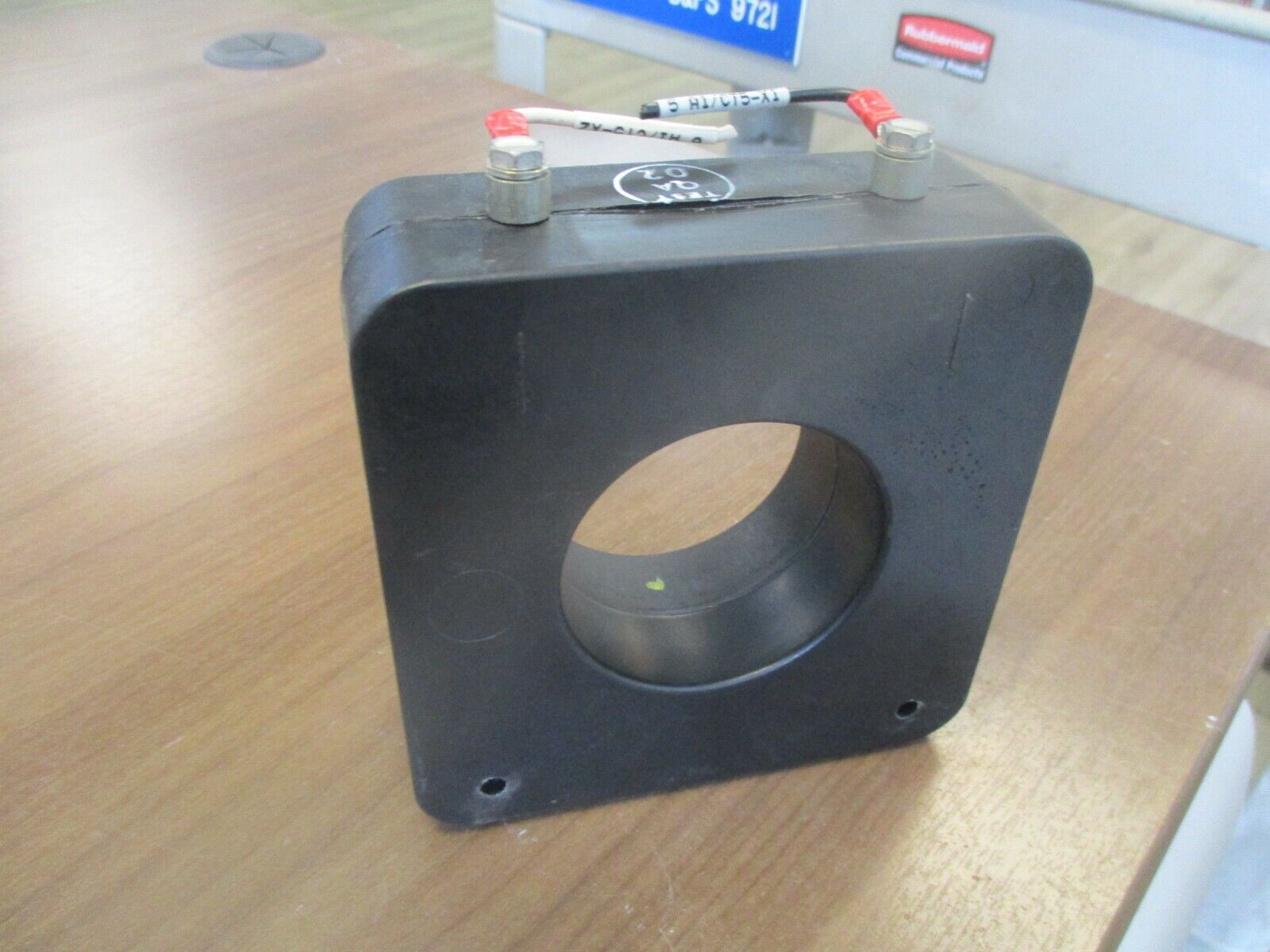 Square D Current Transformer 74R-102-002 Ratio 1000:1A 600V 50-400Hz Used