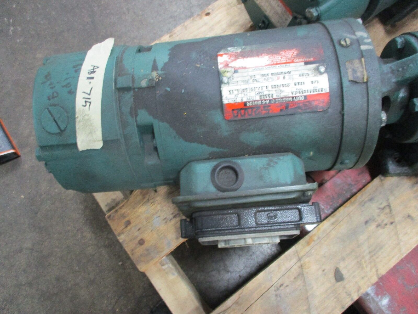 Reliance Duty Master Motor w/ Gear & Brake B79B4135N-FA 1/2HP 1800RPM FR:FB56C