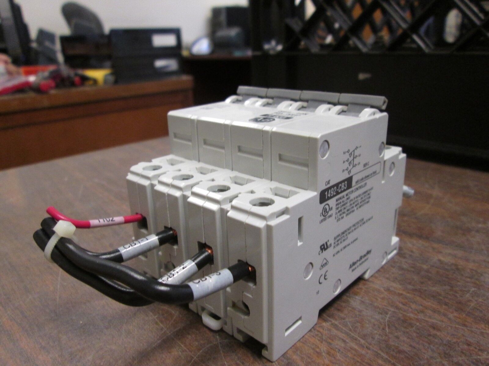 Allen-Bradley Circuit Breaker 1492-CB3-H400 4P 40A Used