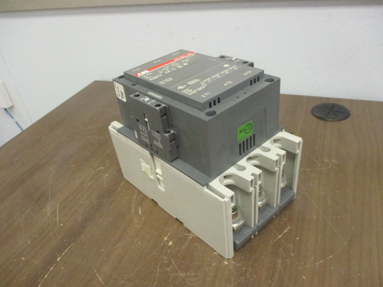 ABB Contactor AF260-30 20-60VDC Coil 350A 600V Used