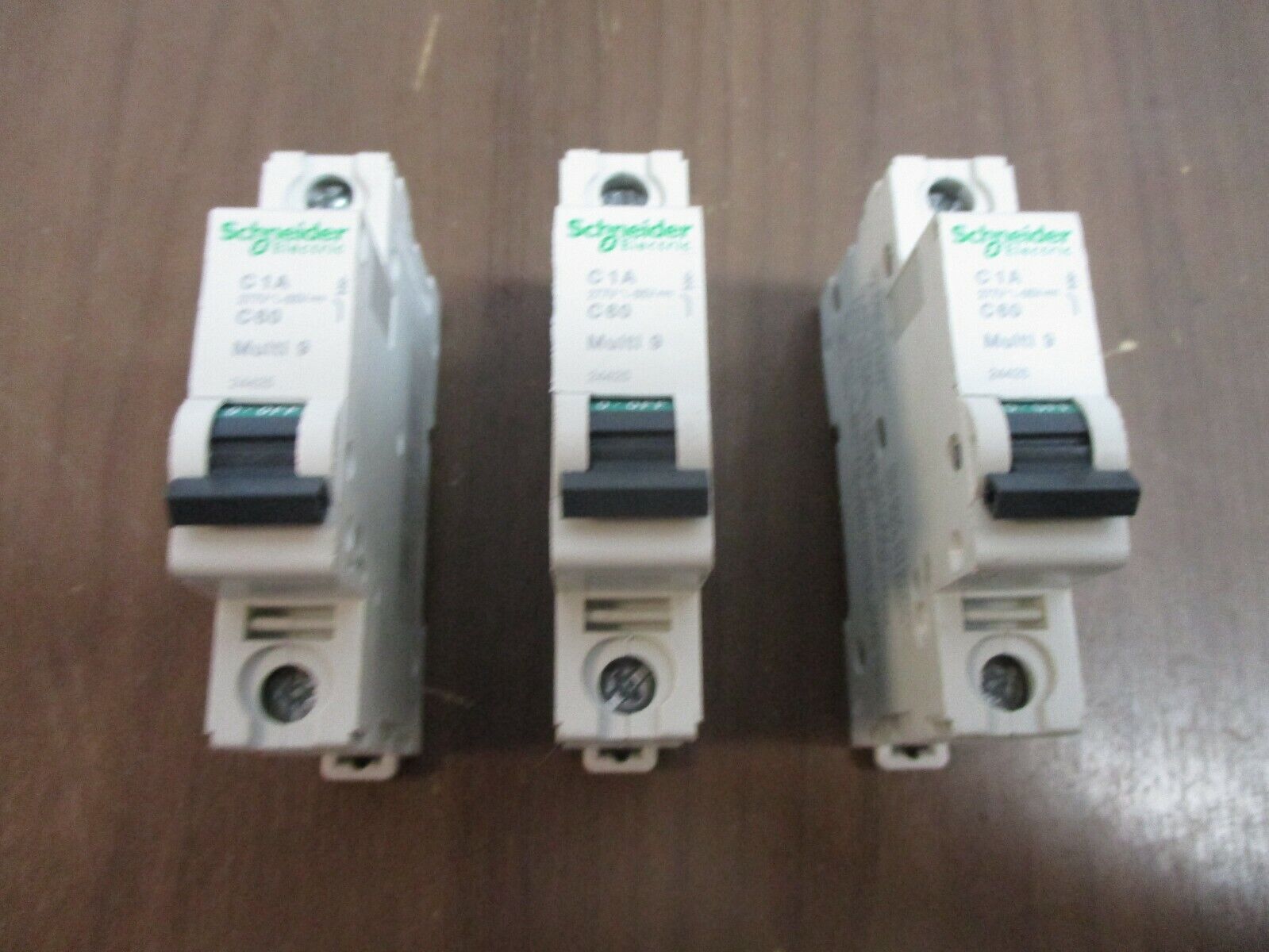 Schneider Electric Multi9 C1A-C60 Circuit Breaker 24425 1A 277V 1P *Lot of 3*