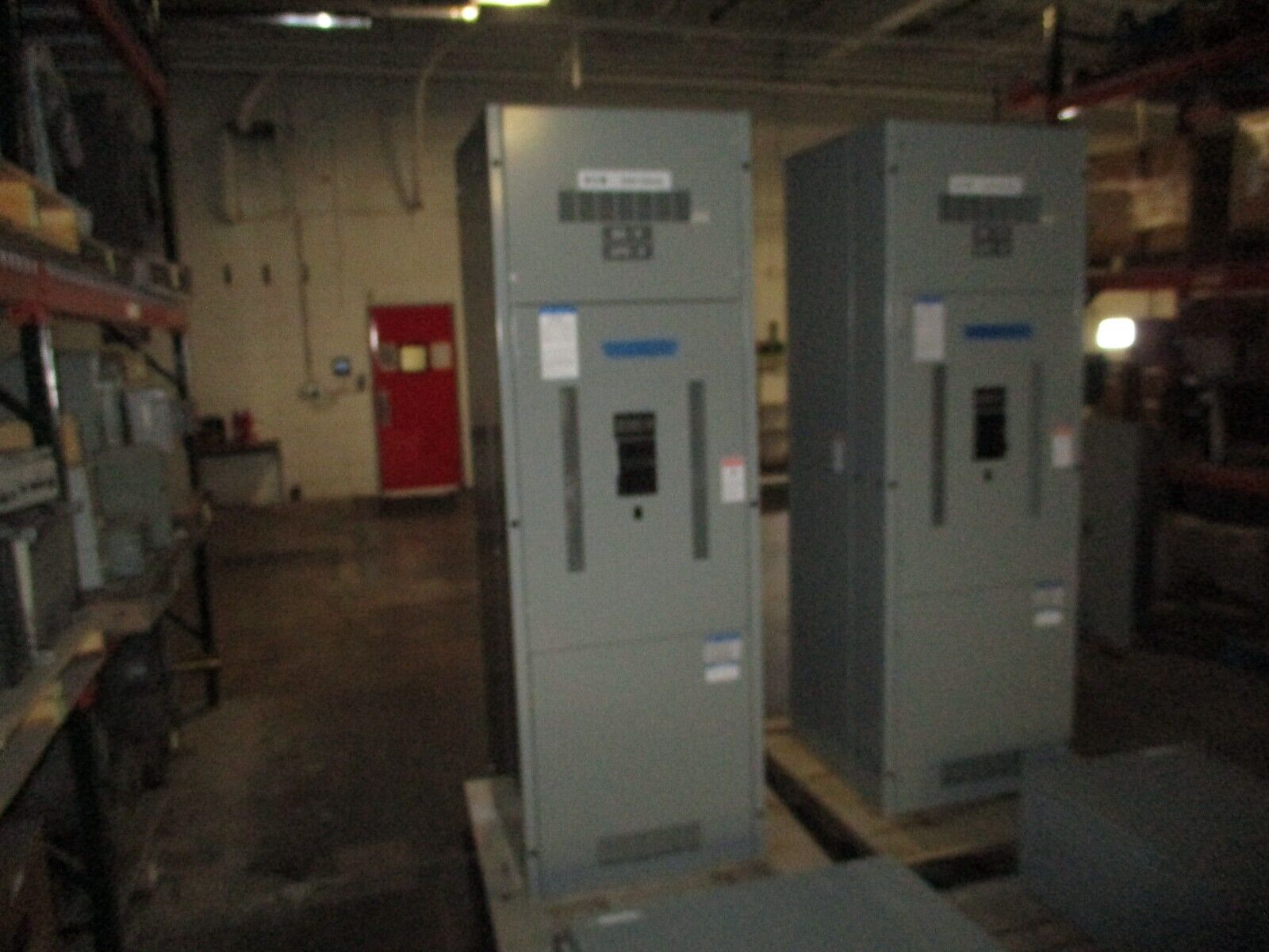 Cutler-Hammer Enclosed DC Circuit Breaker PBDC32000W 2000A 600VDC Used