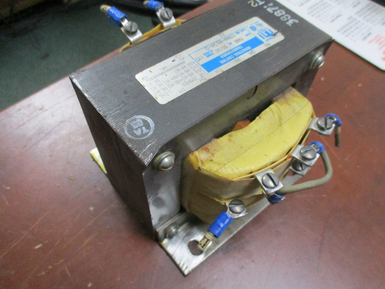 Micron Control Transformer C500-0134-3 0.500KVA Pri: 208/240/480V Sec: 120V Used