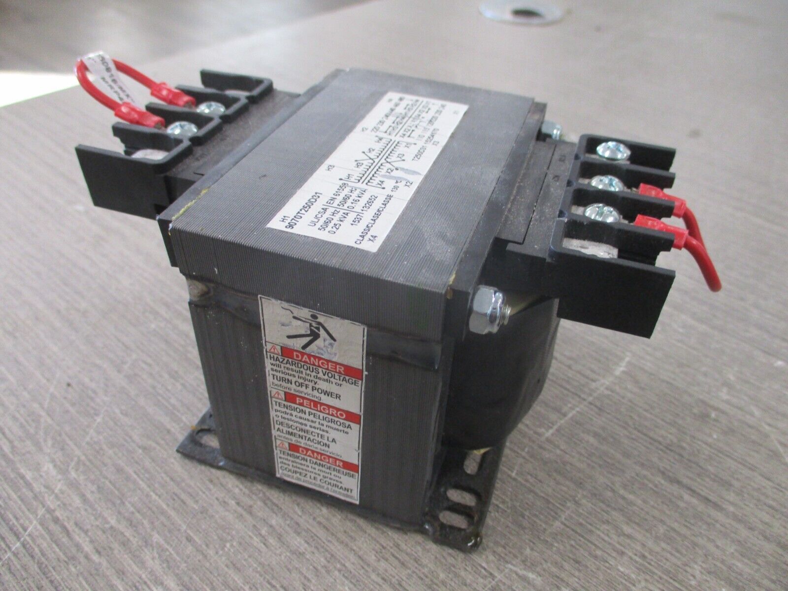 Square D Control Transformer 9070T250D31 Pri:240/480V Sec:120/240V 50/60Hz Used