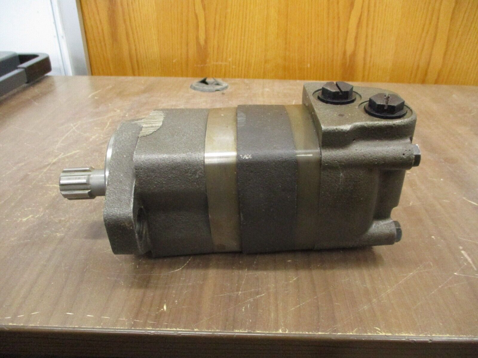 Eaton Char-Lynn Hydraulic Motor 104-1019-006 Used