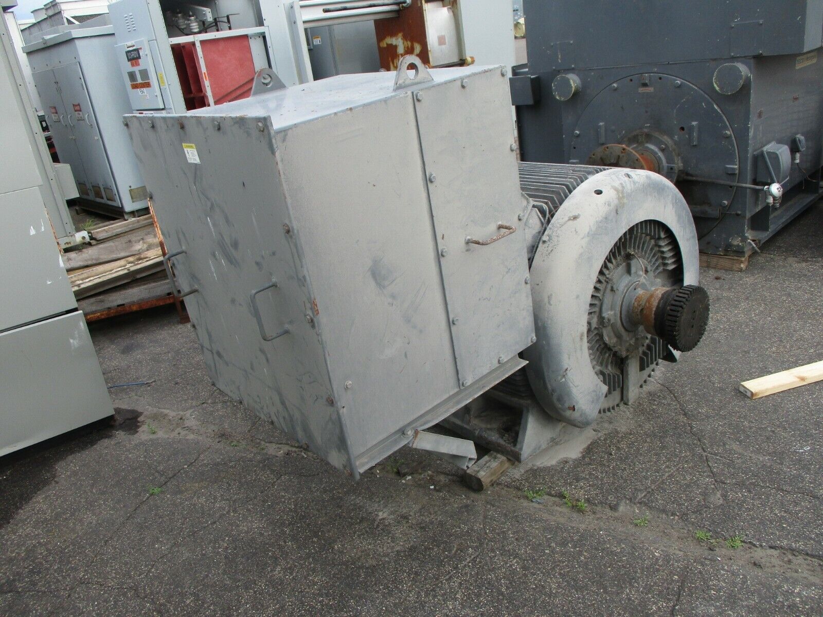 Westinghouse AC Motor AE JH-WT002 1000HP 1200RPM 4000V FR: 500CB MFD: 2005 Used