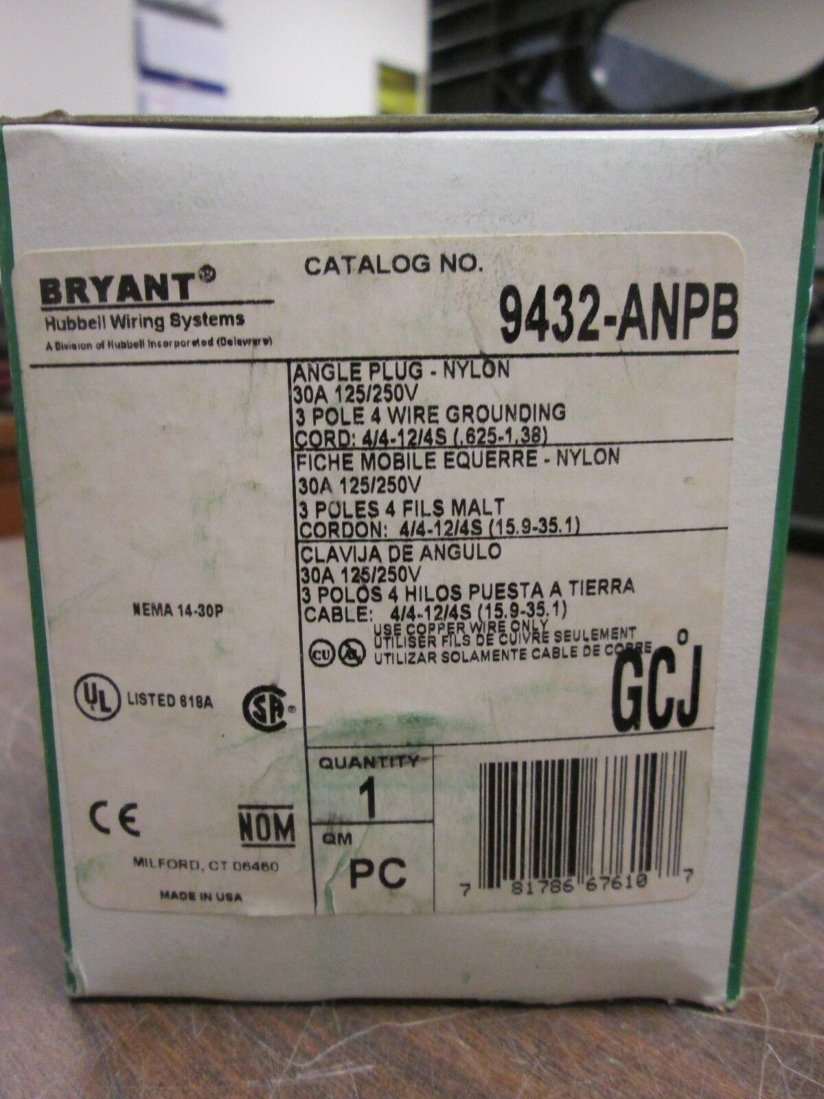 Bryant Nylon Angle Plug 9432-ANPB 30A 125/250V 3P 4W New Surplus