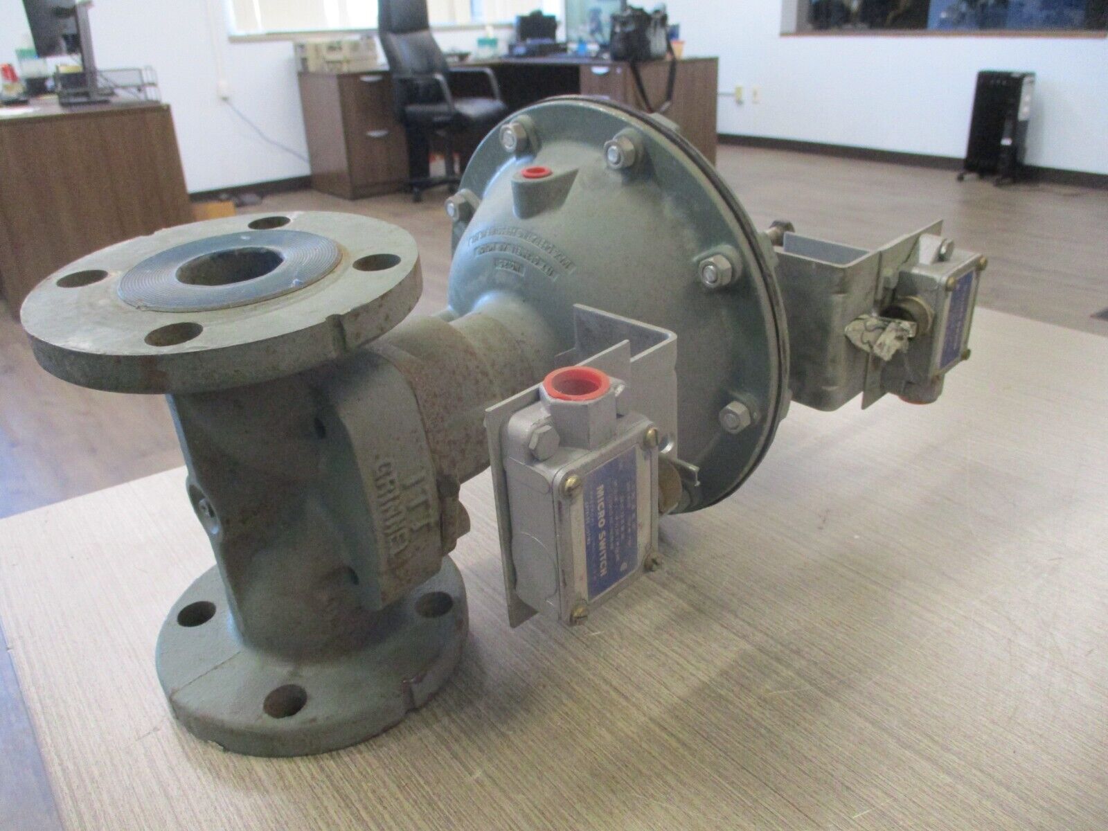 ITT Grinnell Air Motor 3325 Used.