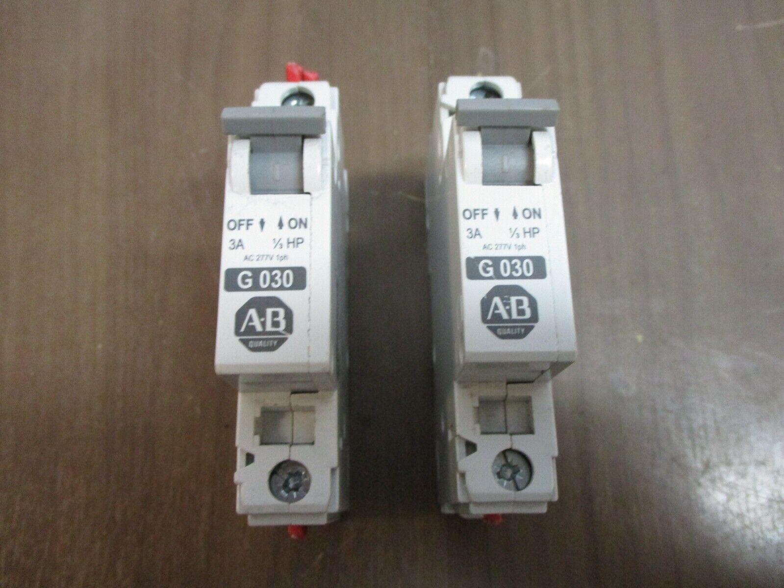 Allen-Bradley Circuit Breaker 1492-CB1-G030 3A 277V 1P *Lot of 2* Used