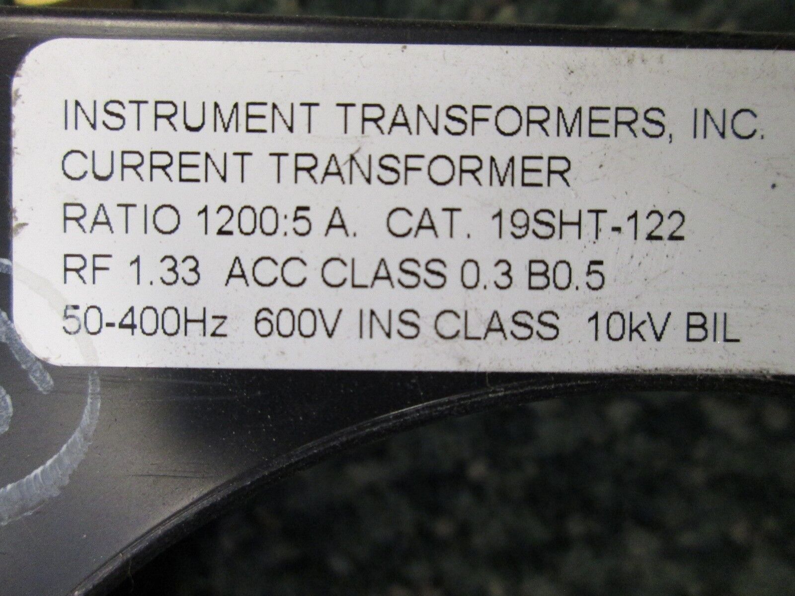 Instrument Transformers Current Transformer 19SHT-122 1200:5A 600V 50-400Hz Used