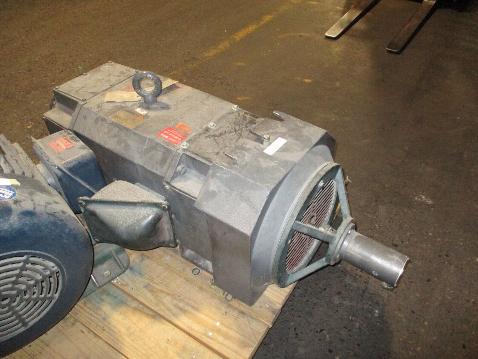 Reliance DC Motor 40HP 1800 500V 65A Used