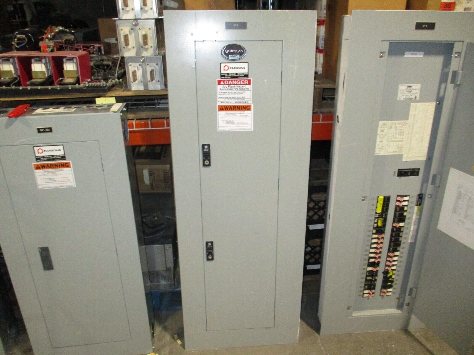 GE Main Breaker Circuit Breaker Panel AQF3422ABX 225A Max 225A Main 208/120V 3Ph