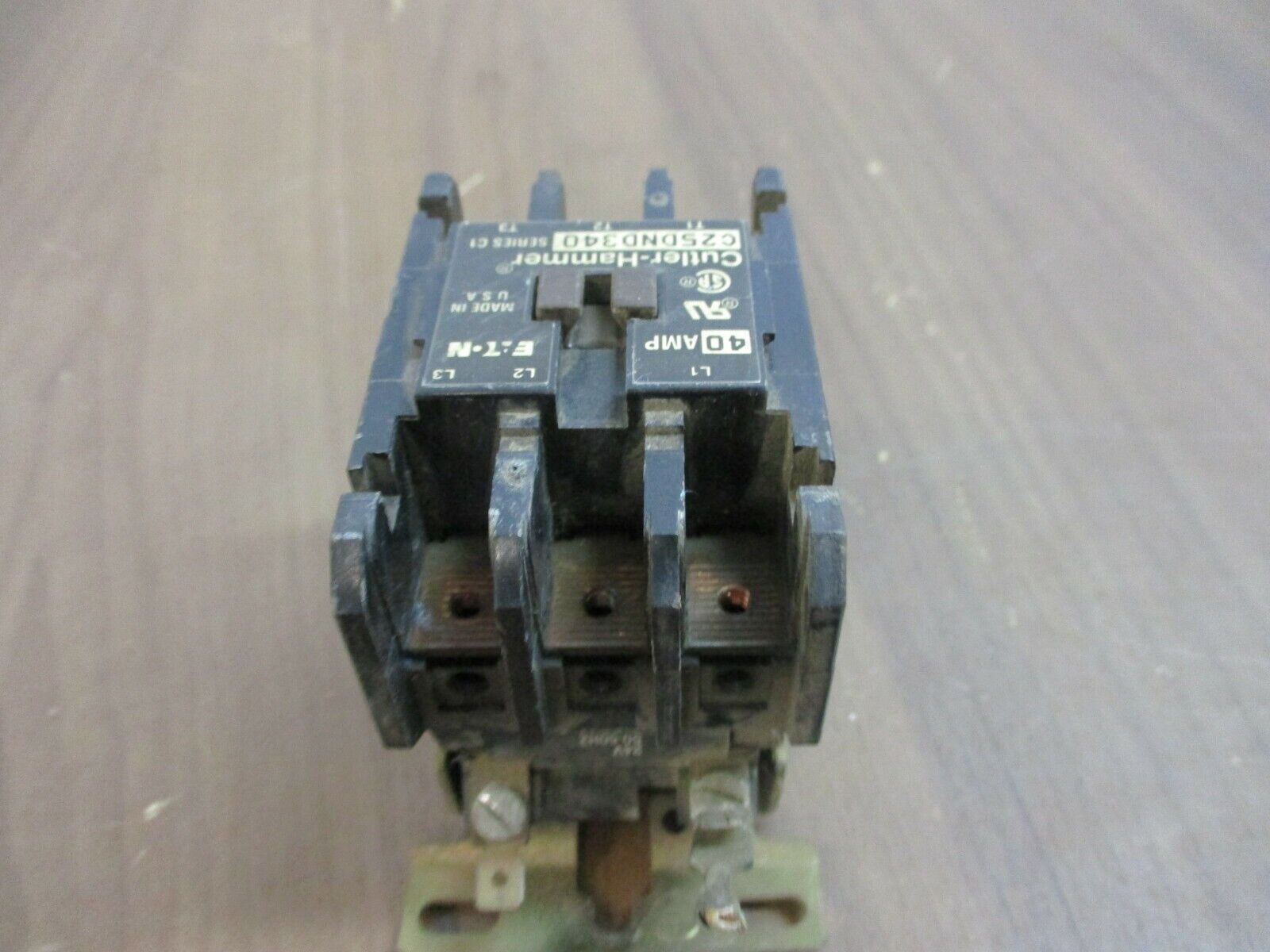 Cutler-Hammer Contactor C25DND340 Ser. C1 24V Coil 40A Used