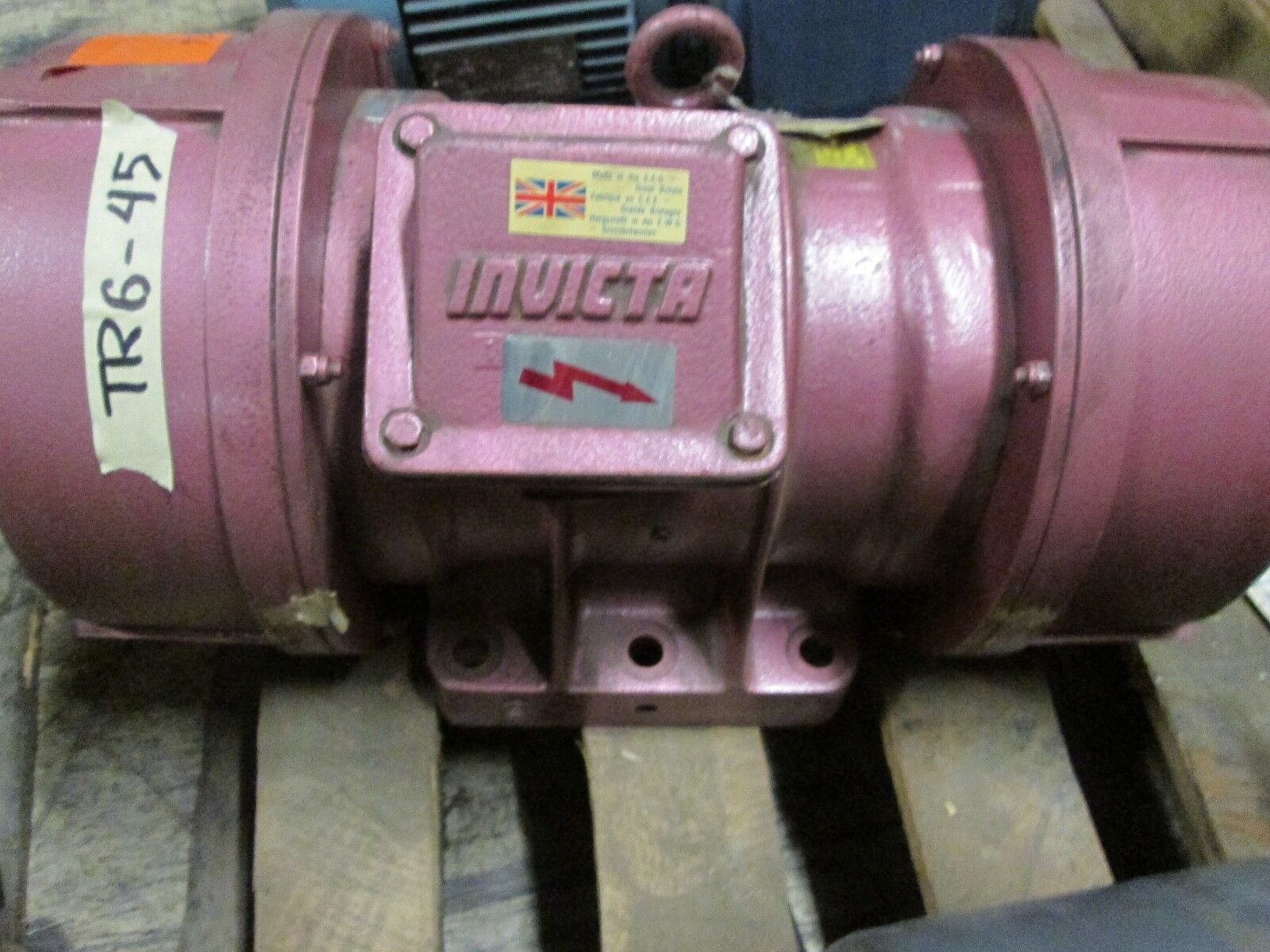 Invicta / Hindon Corp 8935/4/AA/61 125621 1.28HP 1728RPMs 230/460V 4.8/2.4A