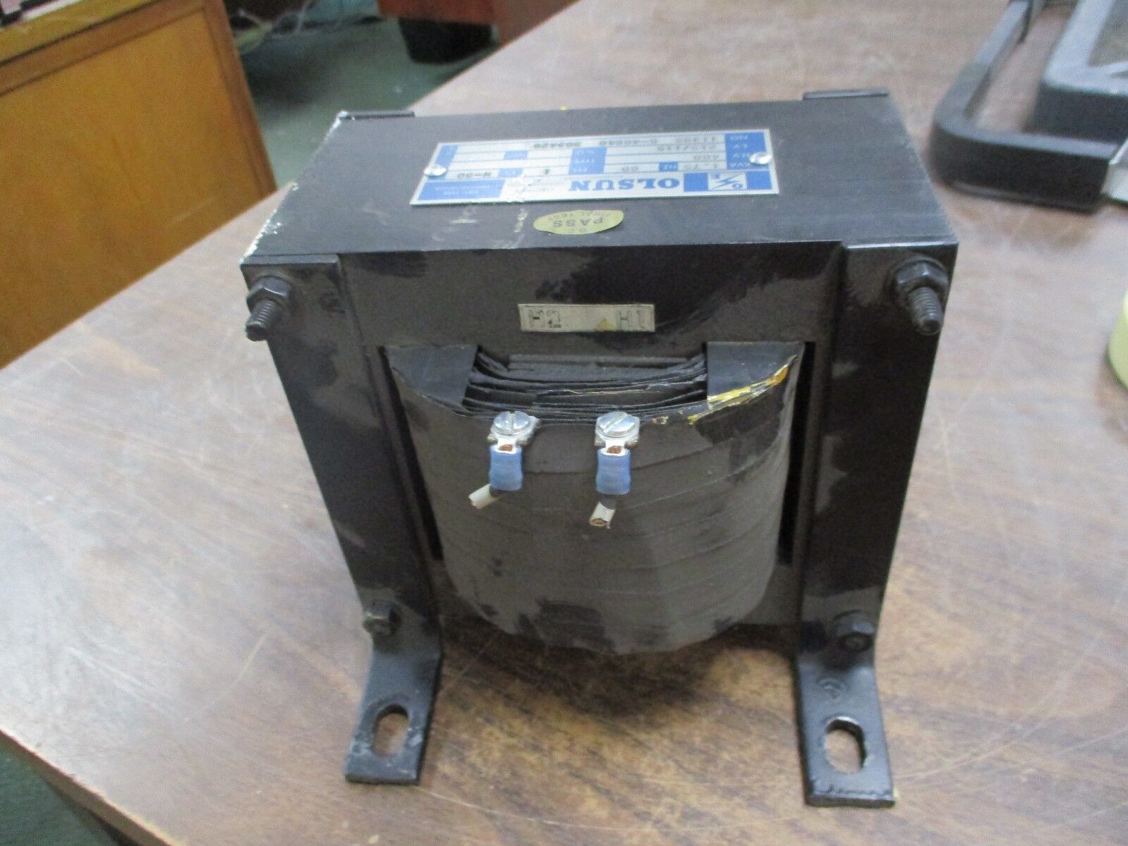 Olsun Transformer 11395-S-46640 503426 1.75KVA Pri: 460V Sec: 215/115V 1Ph Used