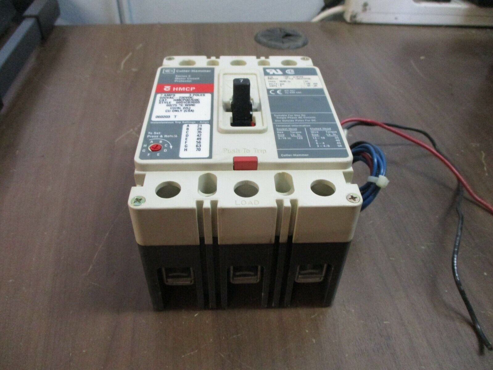 Cutler-Hammer / Westinghouse Circuit Breaker w/ Aux HMCP007C0C 7A 600V 3P Used