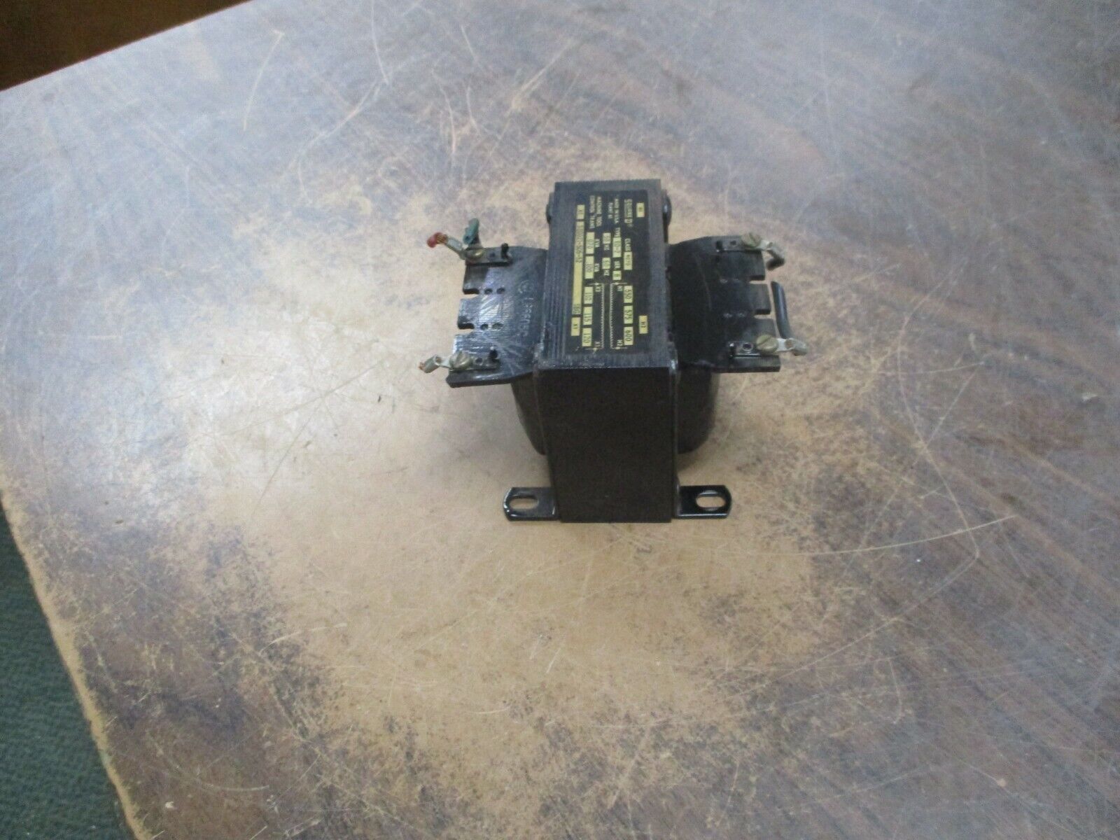 Square D Control Transformer 9070 E0-2 Ser. B 0.100KVA Pri: 600V Sec: 120V Used