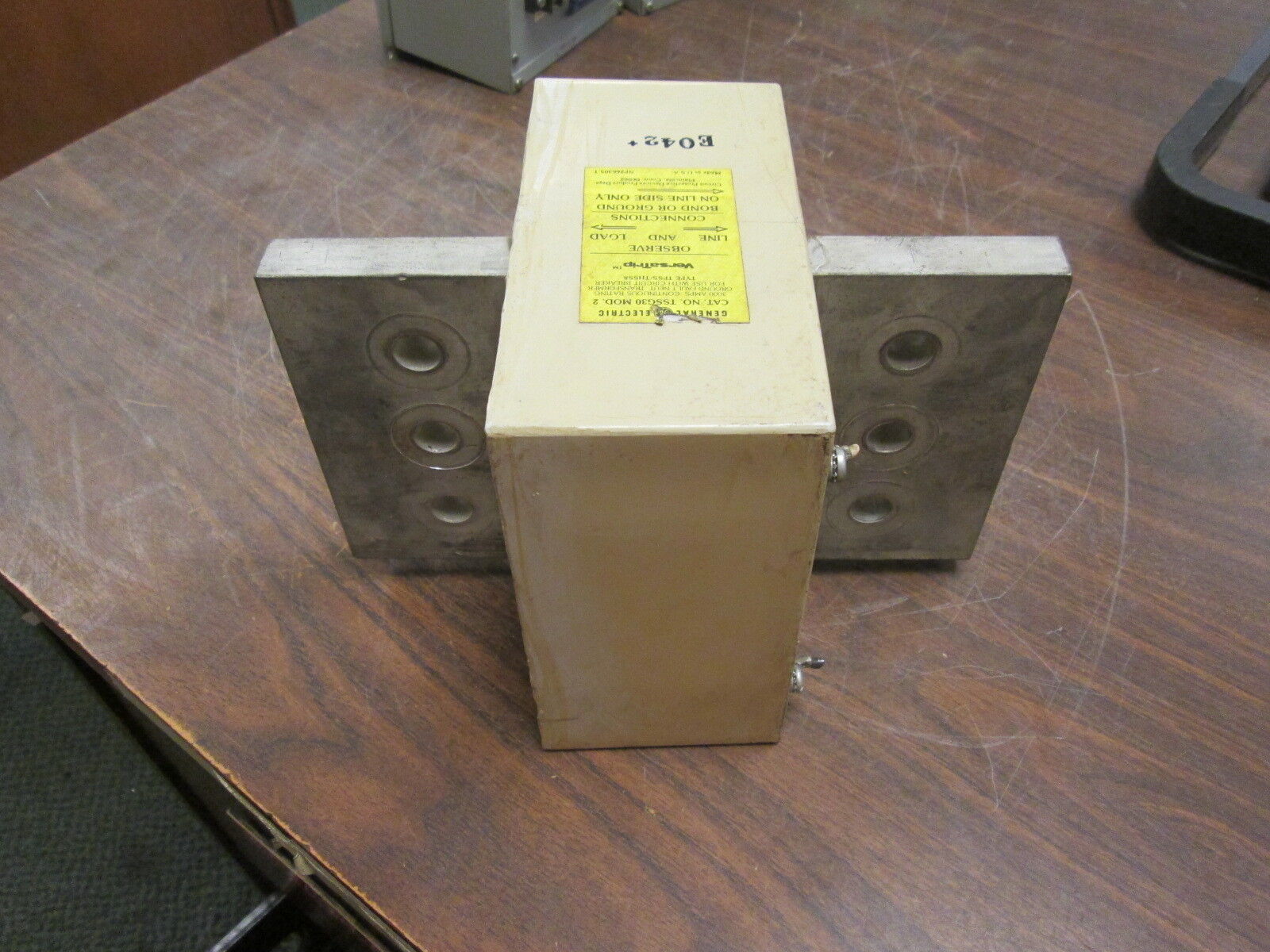 GE VersaTrip Ground Fault Neutral Transformer TSSG30 Mod. 2 3000A Used