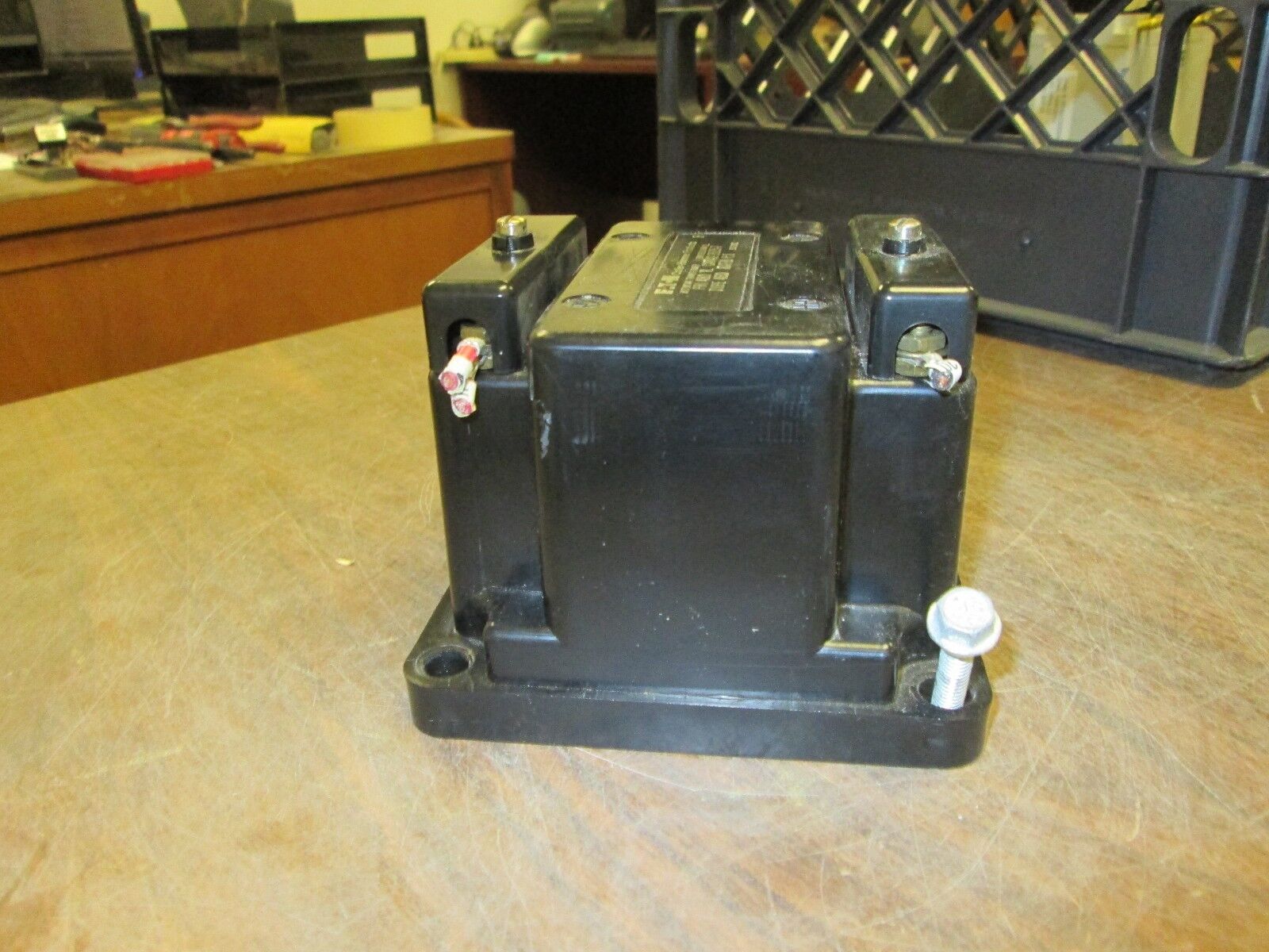 Cutler-Hammer Potential Transformer 42-3525-7 Pri 480 Ratio 4:1 Used