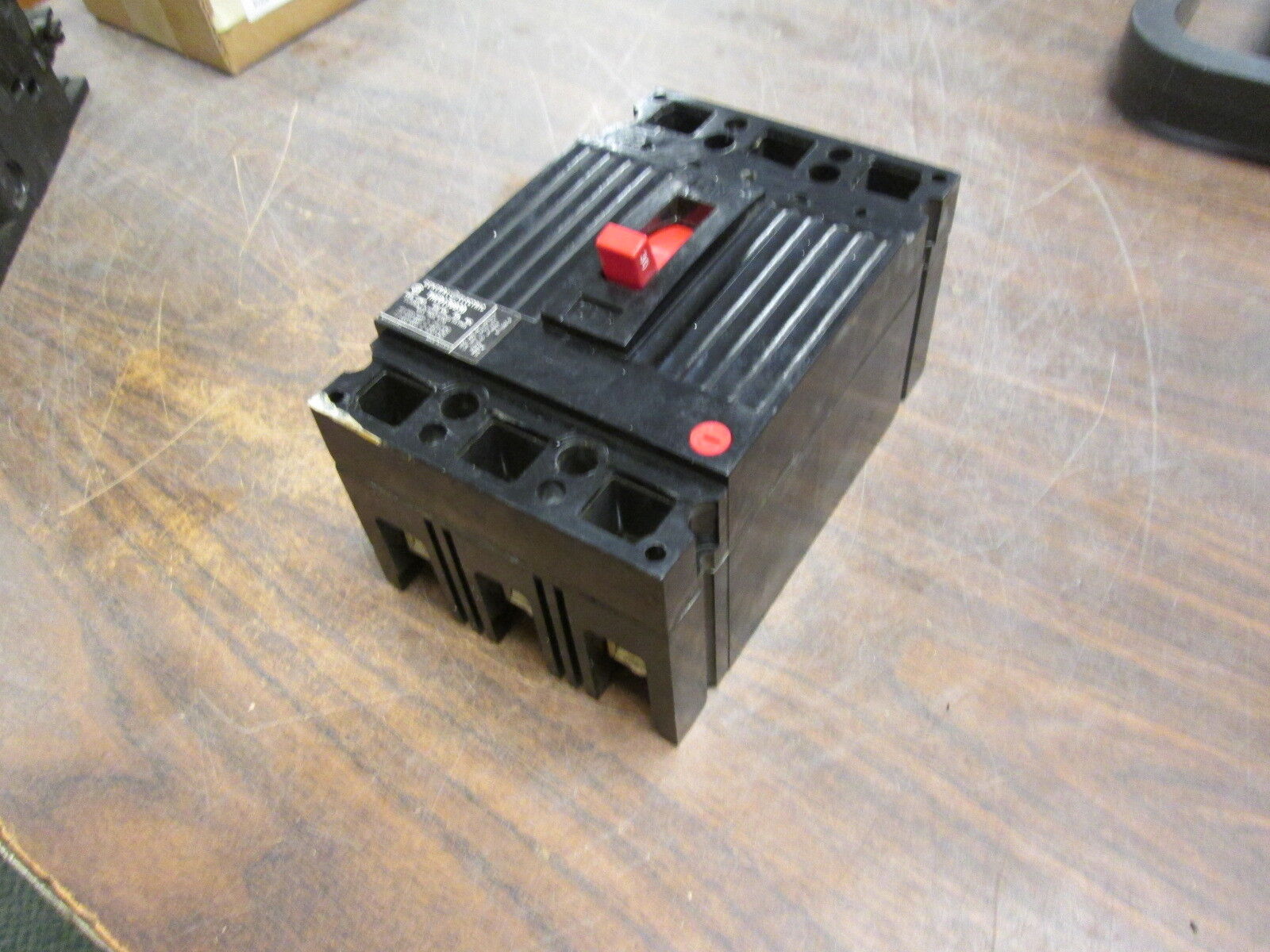 GE Circuit Breaker THED136030 600V 30A 3P Used