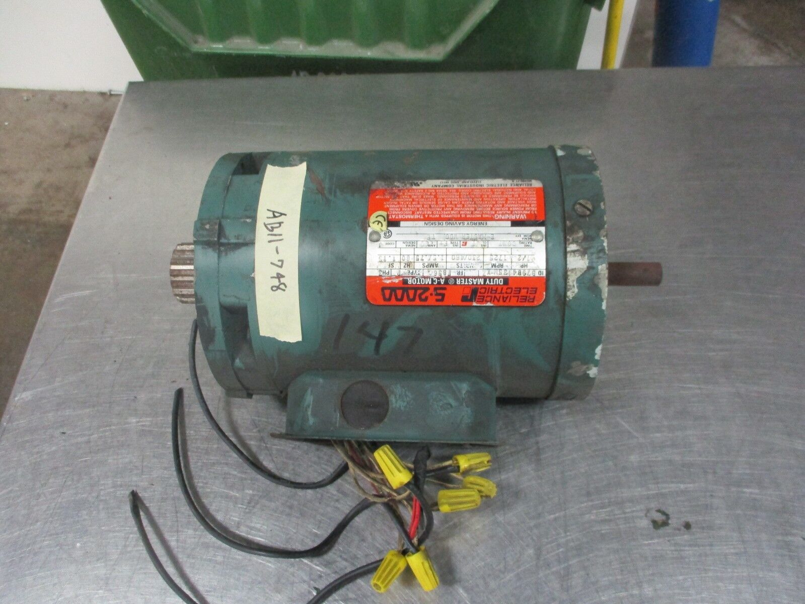 Reliance Duty Master AC Motor B79B4135M-XZ 1/2HP 1800RPM FR:FB56C 230/460V Used