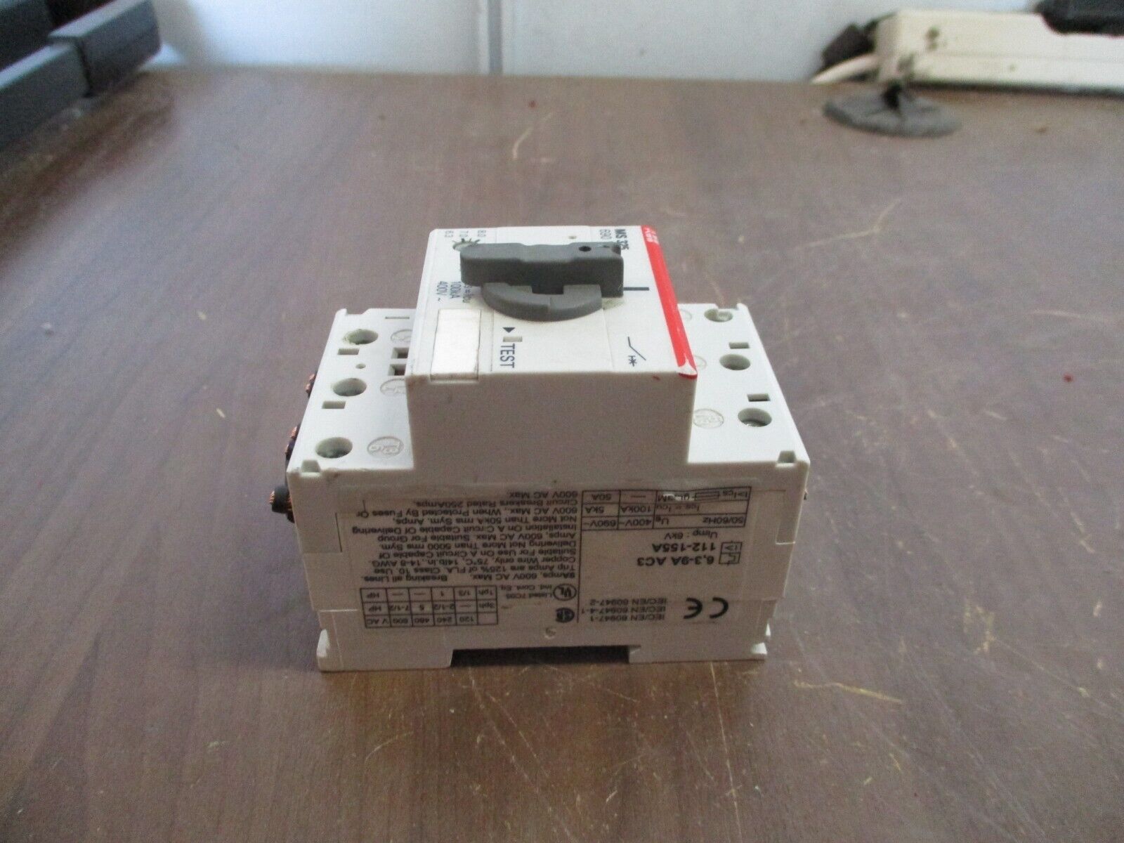 ABB Manual Starter MS 325 Trip: 6.3-9.0 A 600V Used