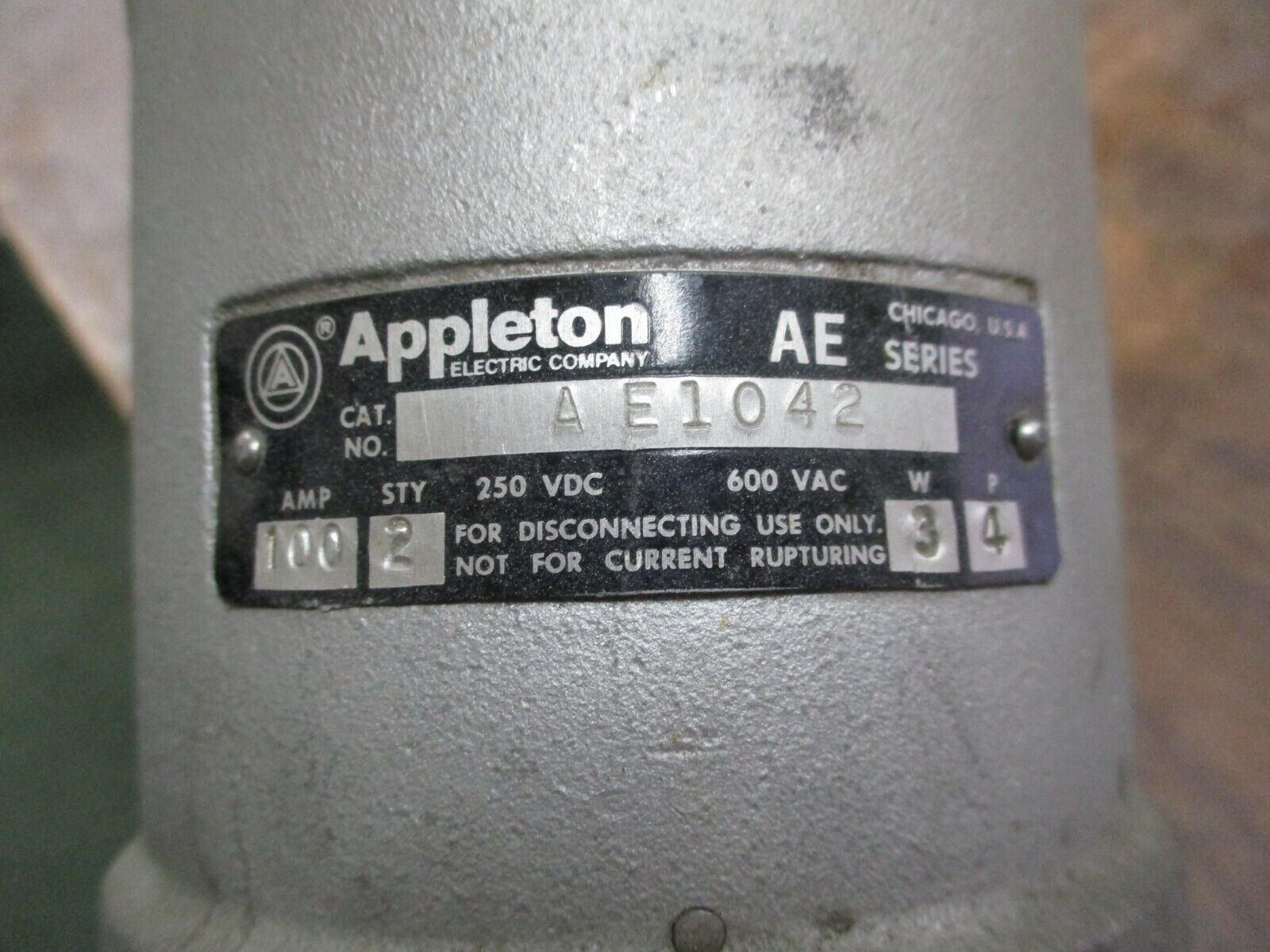 Appleton Receptacle w/ Base AE1042 100A 600V 3W 4P Used