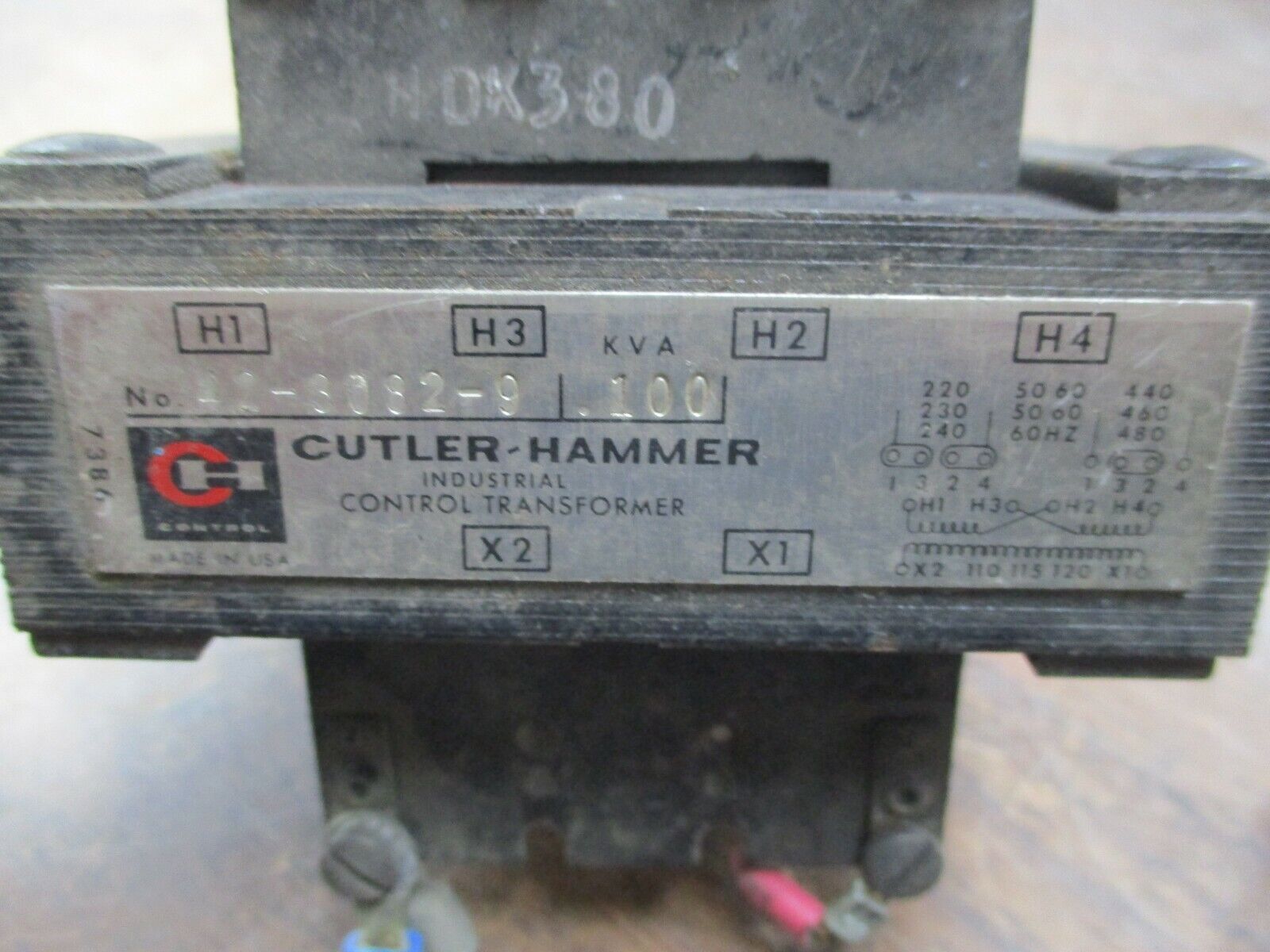 Cutler-Hammer Control Transformer 42-3082-9 0.100KVA Pri:240/480V Sec:120V Used