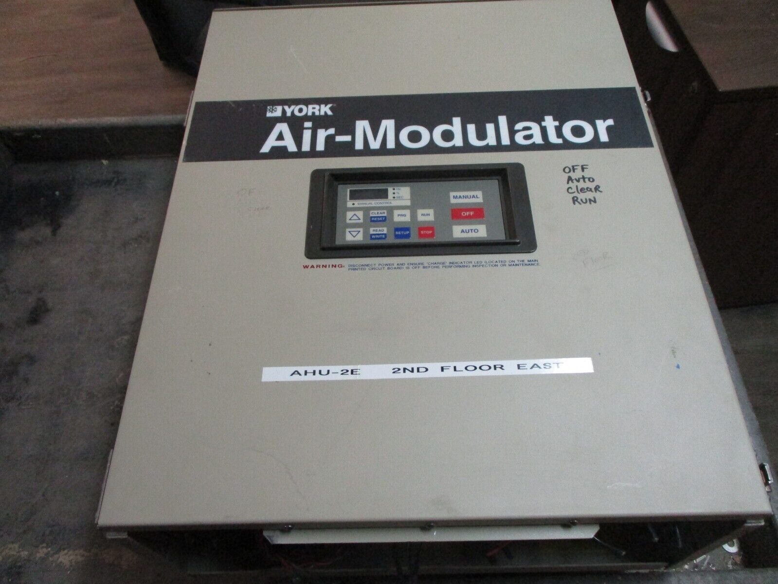 York Air Modulator AMIV-20-46 22kVA 3Ph Input: 460V 30A 3P 50/60Hz Used