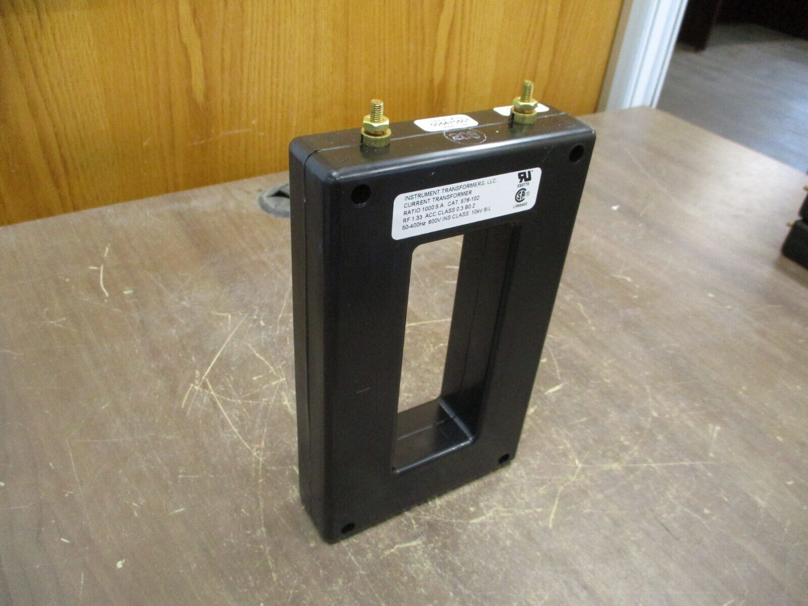 Instrument Transformers Current Transformer 576-102 Ratio 1000:5A 600V 50-400Hz