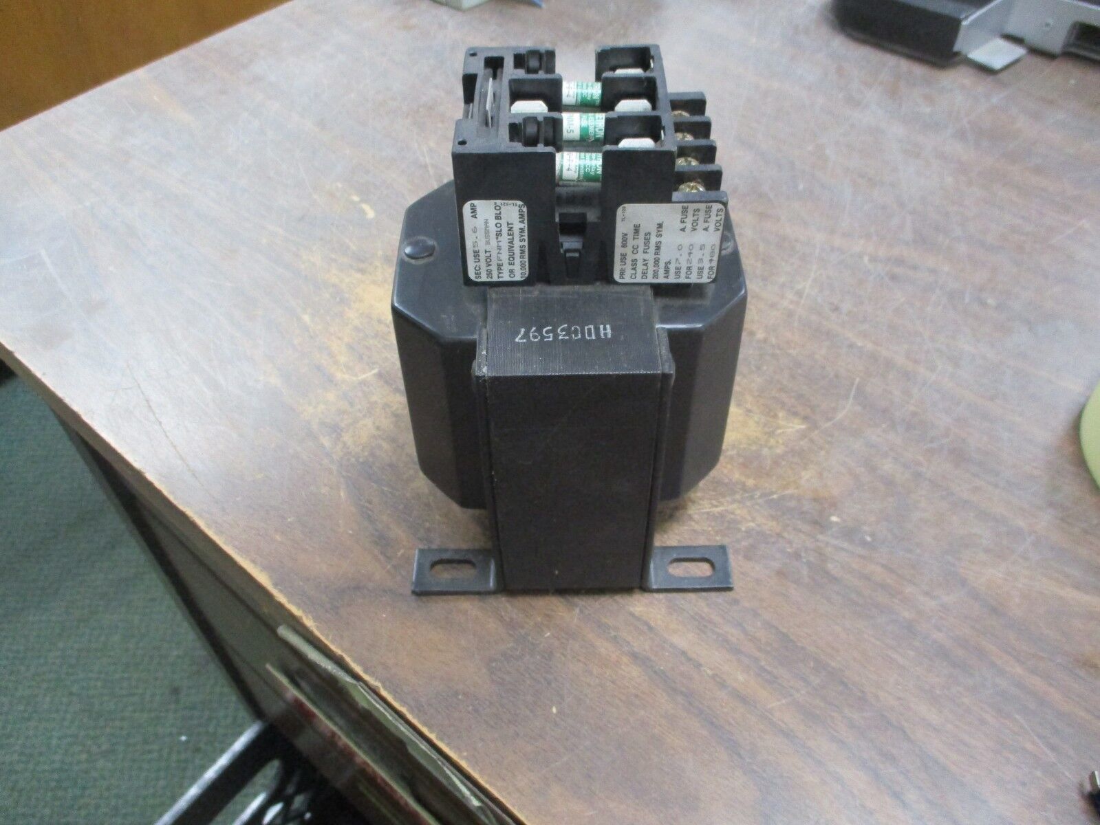 Hevi-Duty Control Transformer E3803PBX 0.380KVA Pri:240/480V Sec:120V 50/60Hz