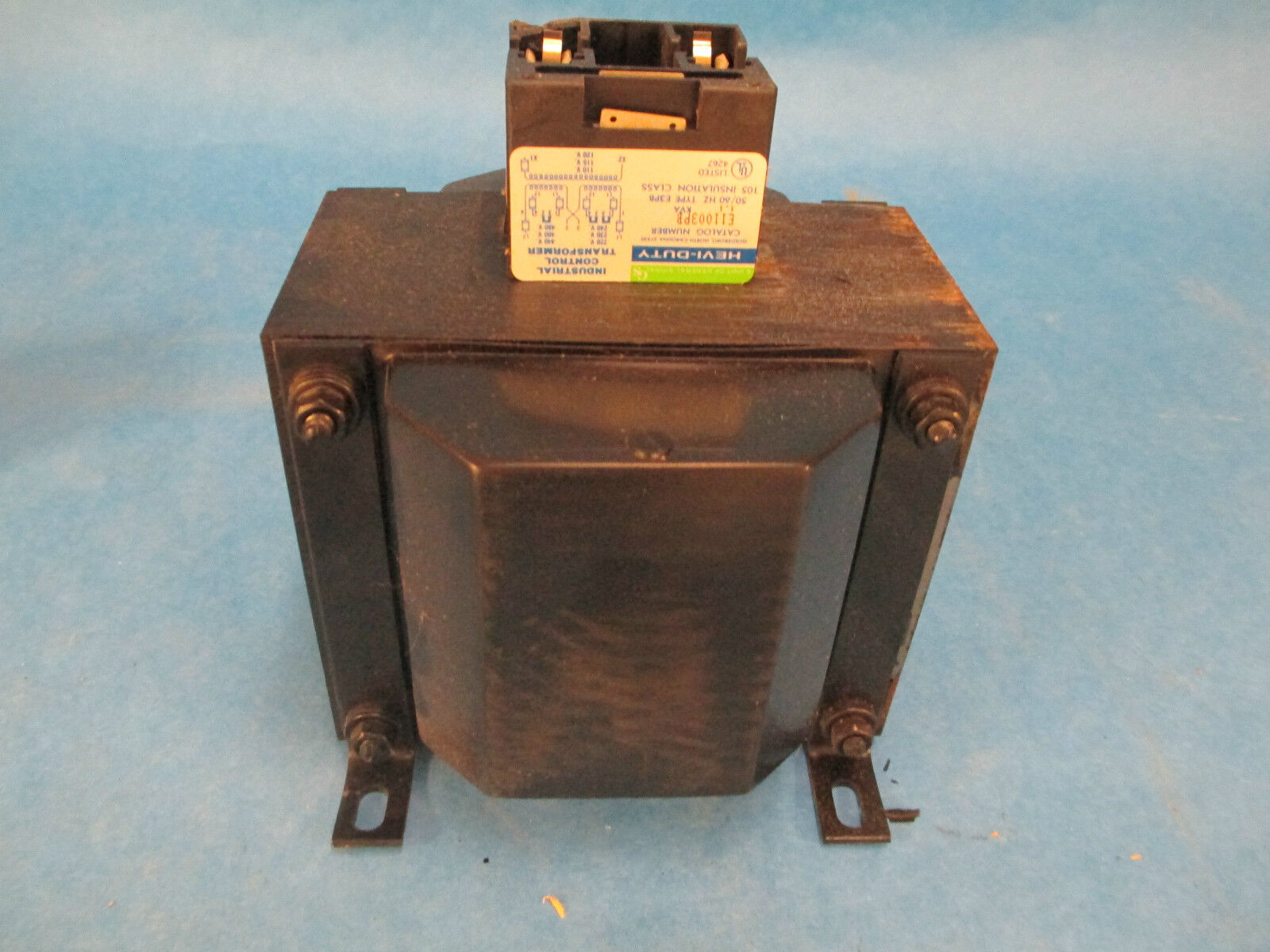 Hevi-Duty Transformer E11003PB 1.1KVA Pri 240/480V Sec 120V Used