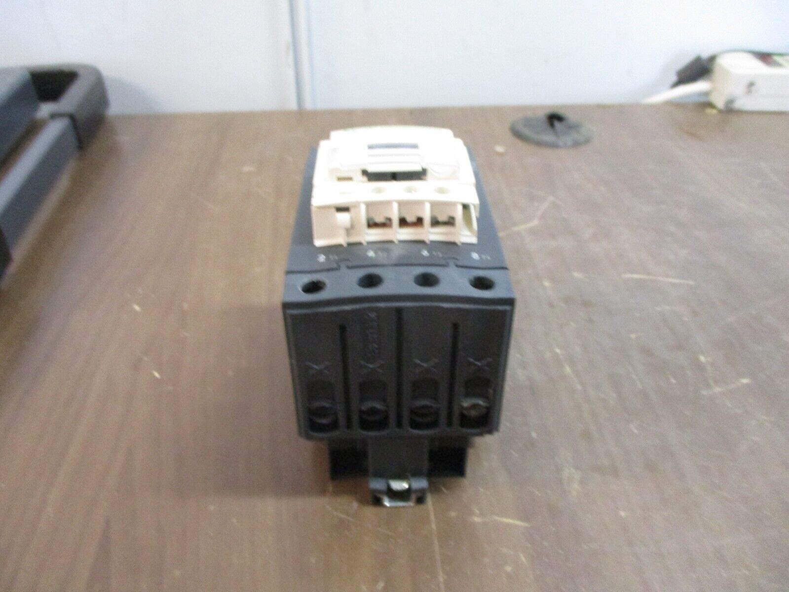 Schneider Electric Contactor LC1DT60A 120V Coil 60A 600V Used