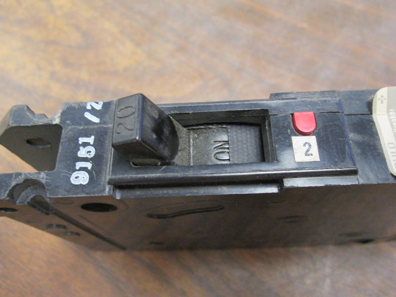 Gould/ITE Circuit Breaker E21B020 20A 120V 1P Used