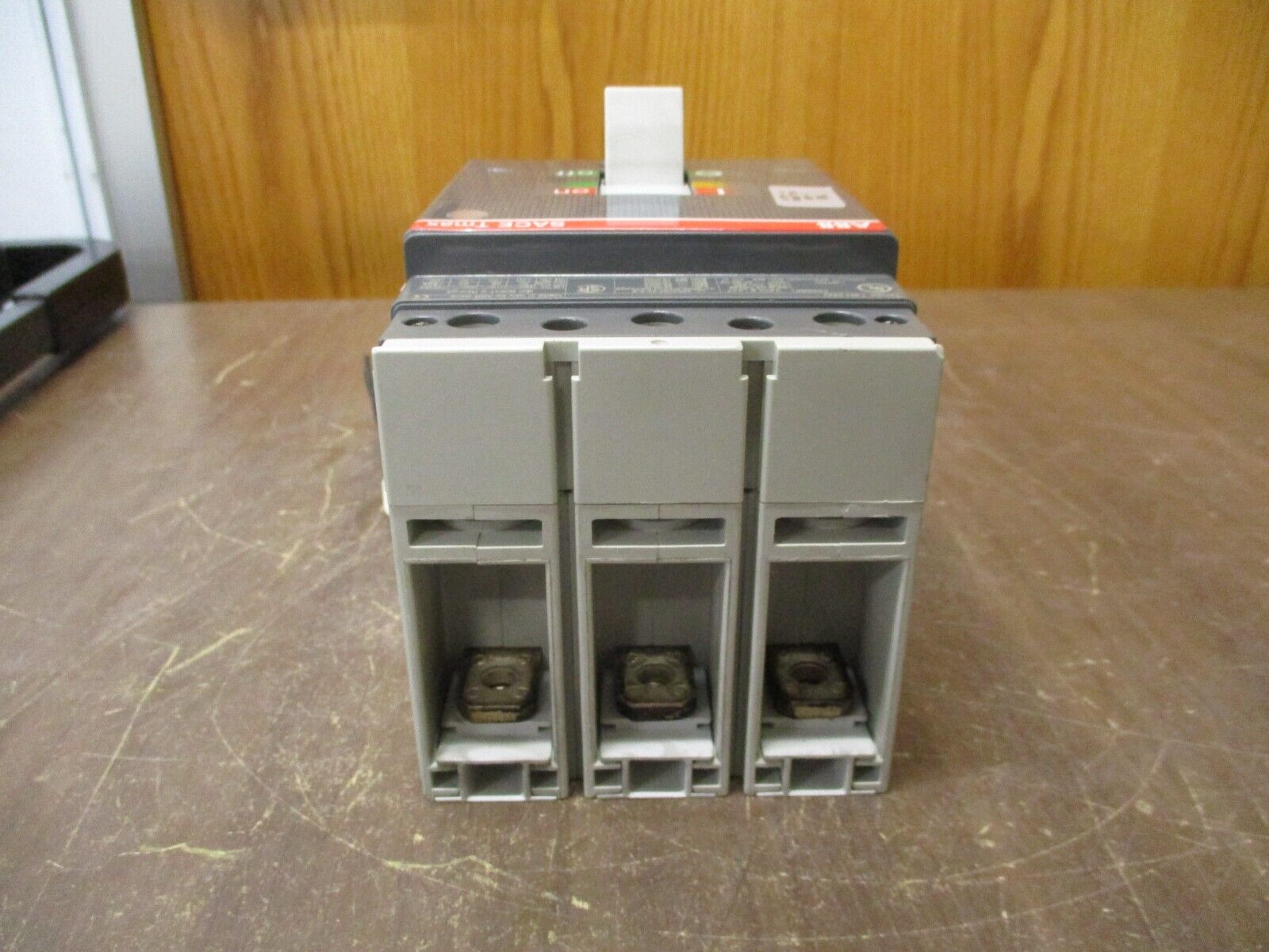 ABB SACE Tmax Circuit Breaker T4N 250 250A 600V Used