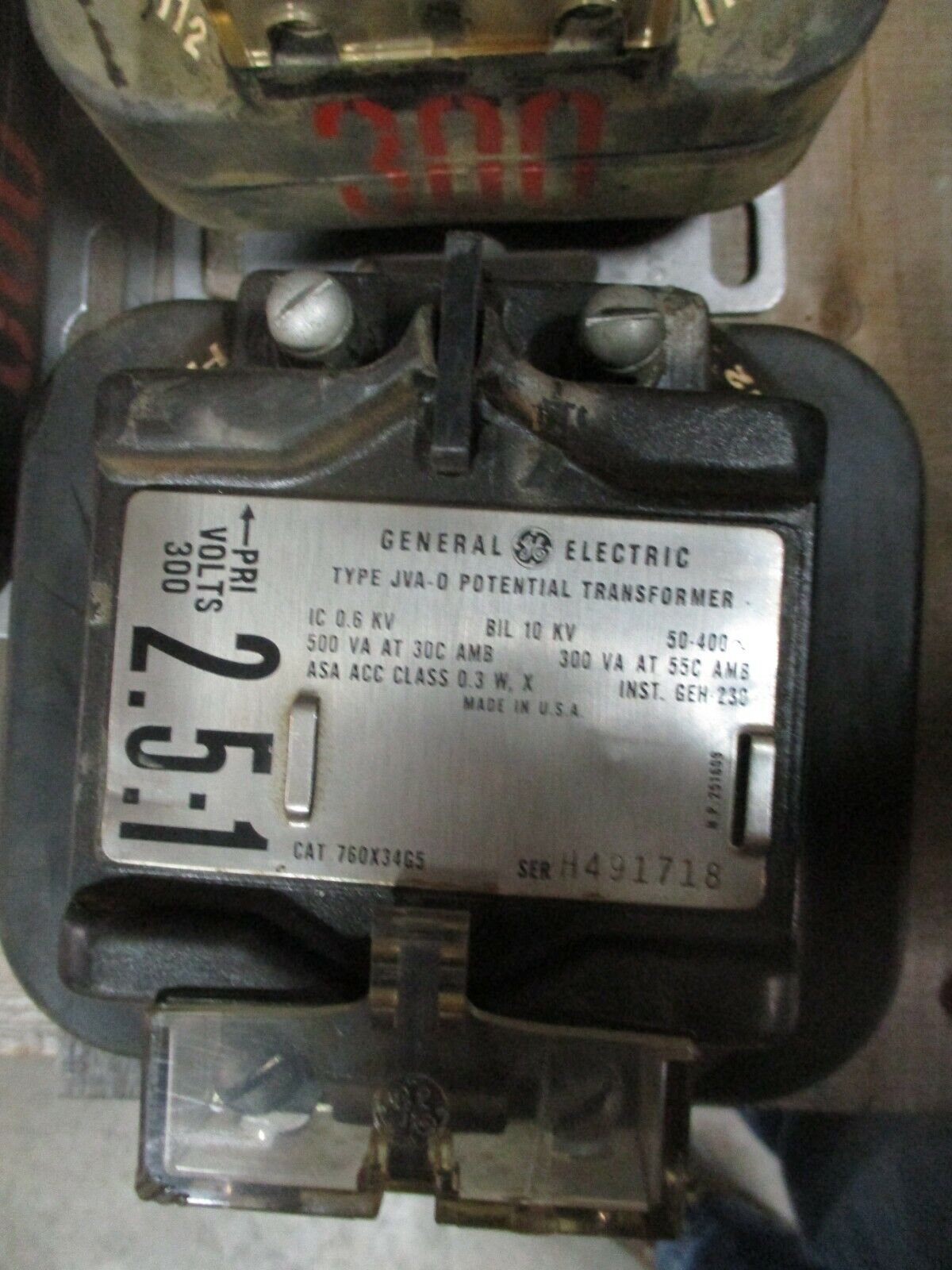 GE Type JVA-0 Potential Transformer 760X34G5 Ratio 2.5:1 Pri: 300V 50-400Hz Used