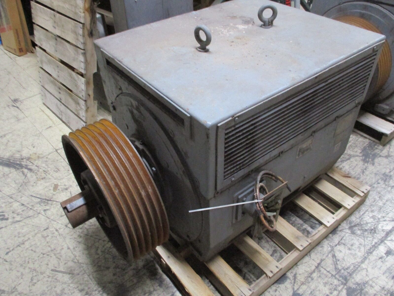 Siemens-Allis RG Induction Motor 587U 450HP 1200RPM 59.4A 4000V Used