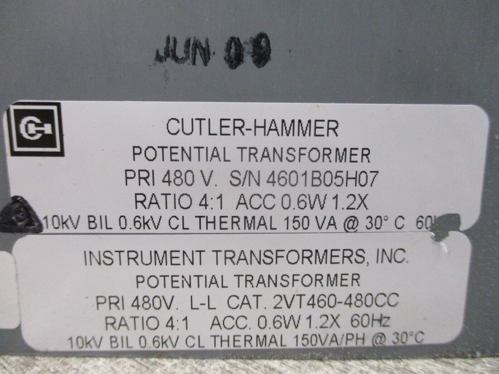 Cutler-Hammer/Instrument Transformers Potential Transformer 2VT460-480CC Used